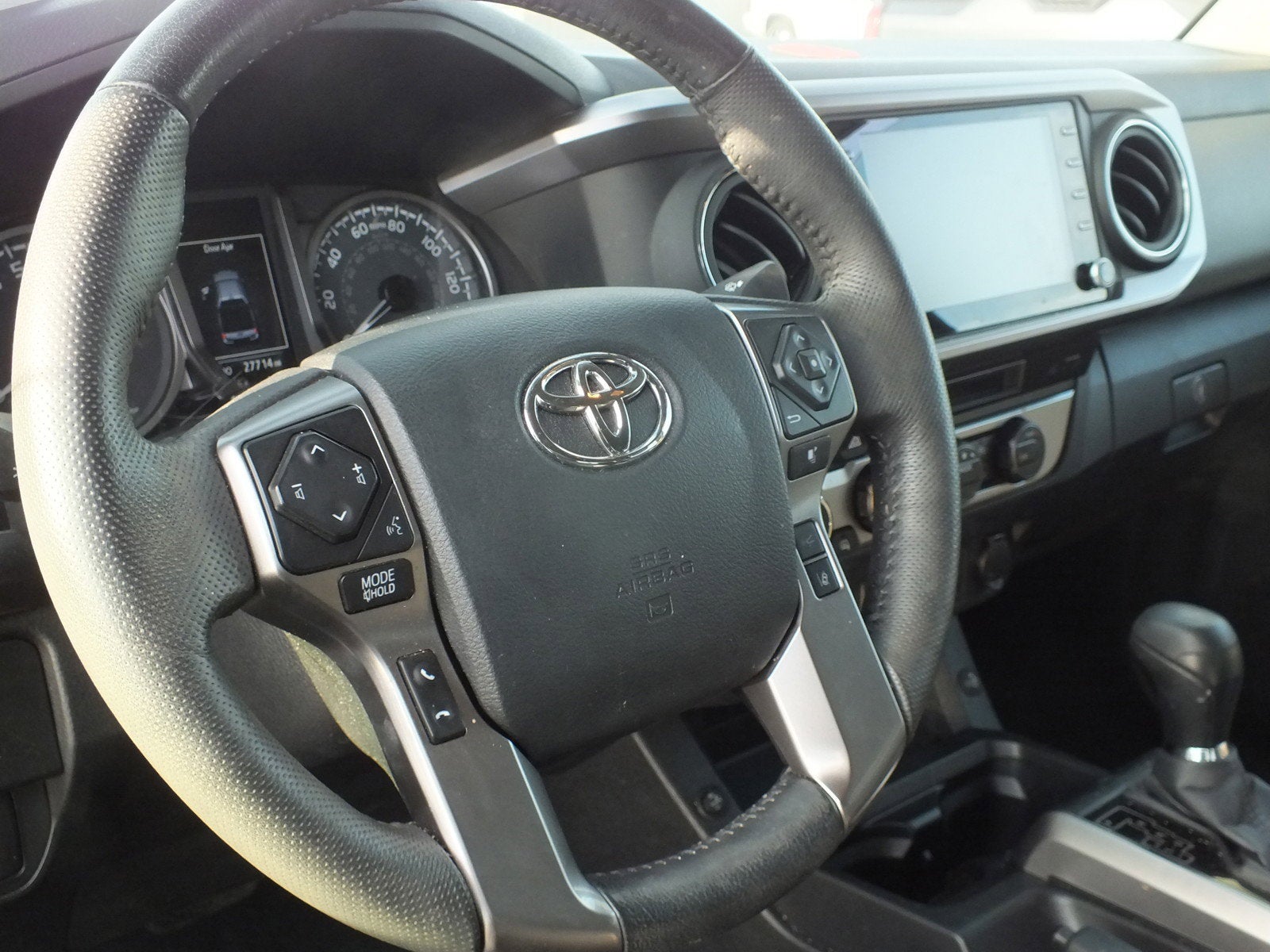 2023 Toyota Tacoma SR5 4WD *1-OWNER*