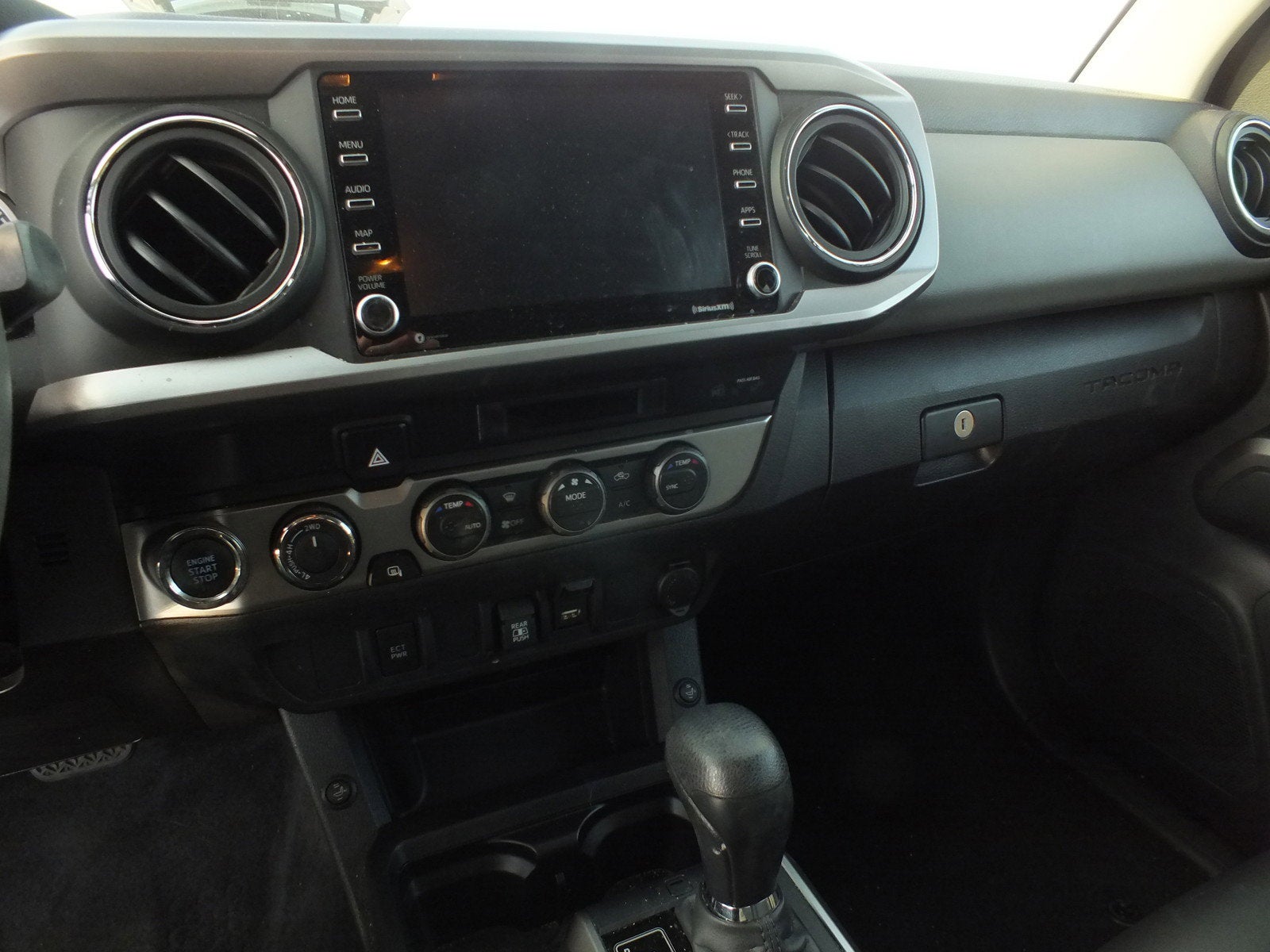 2023 Toyota Tacoma SR5 4WD *1-OWNER*