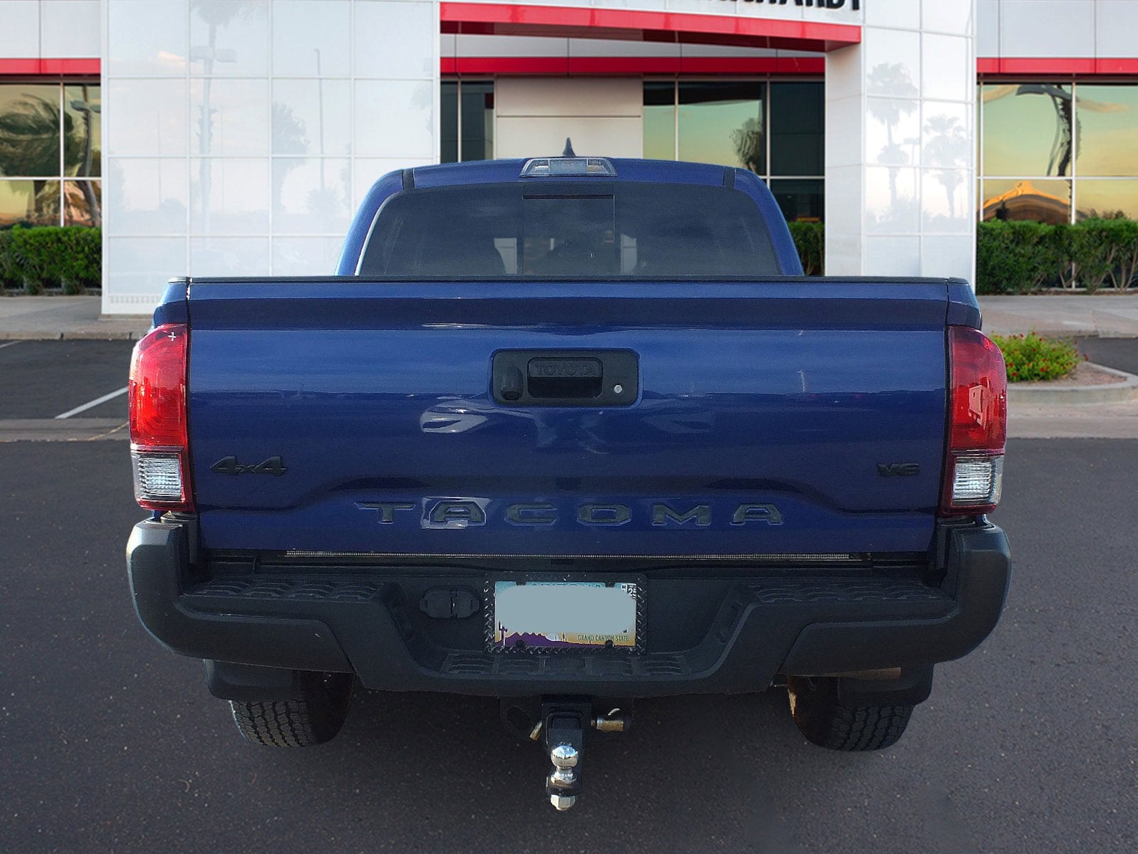 2023 Toyota Tacoma SR5 4WD *1-OWNER*