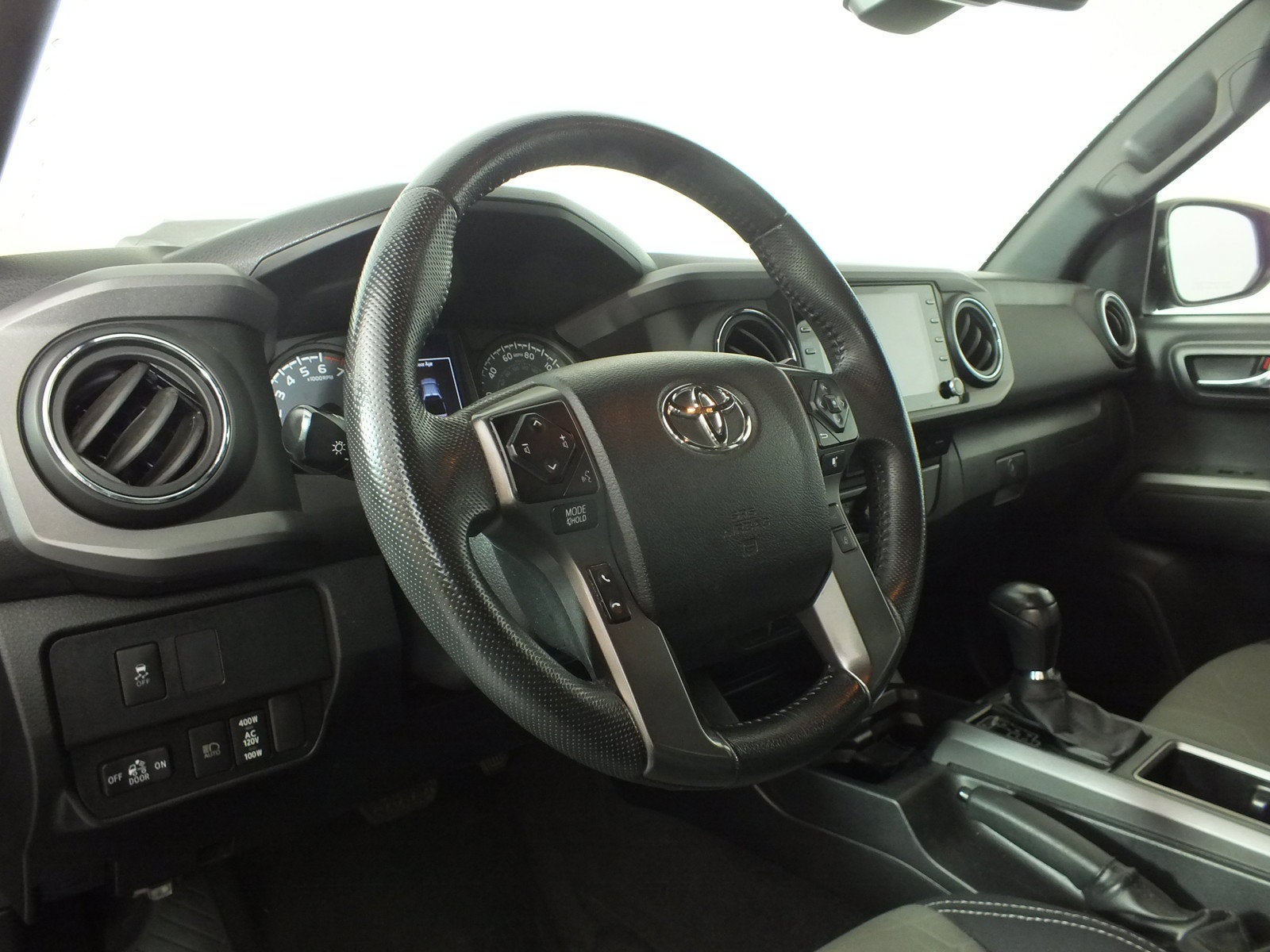 2022 Toyota Tacoma TRD Off Road 4WD *WELL MAINTAINED*