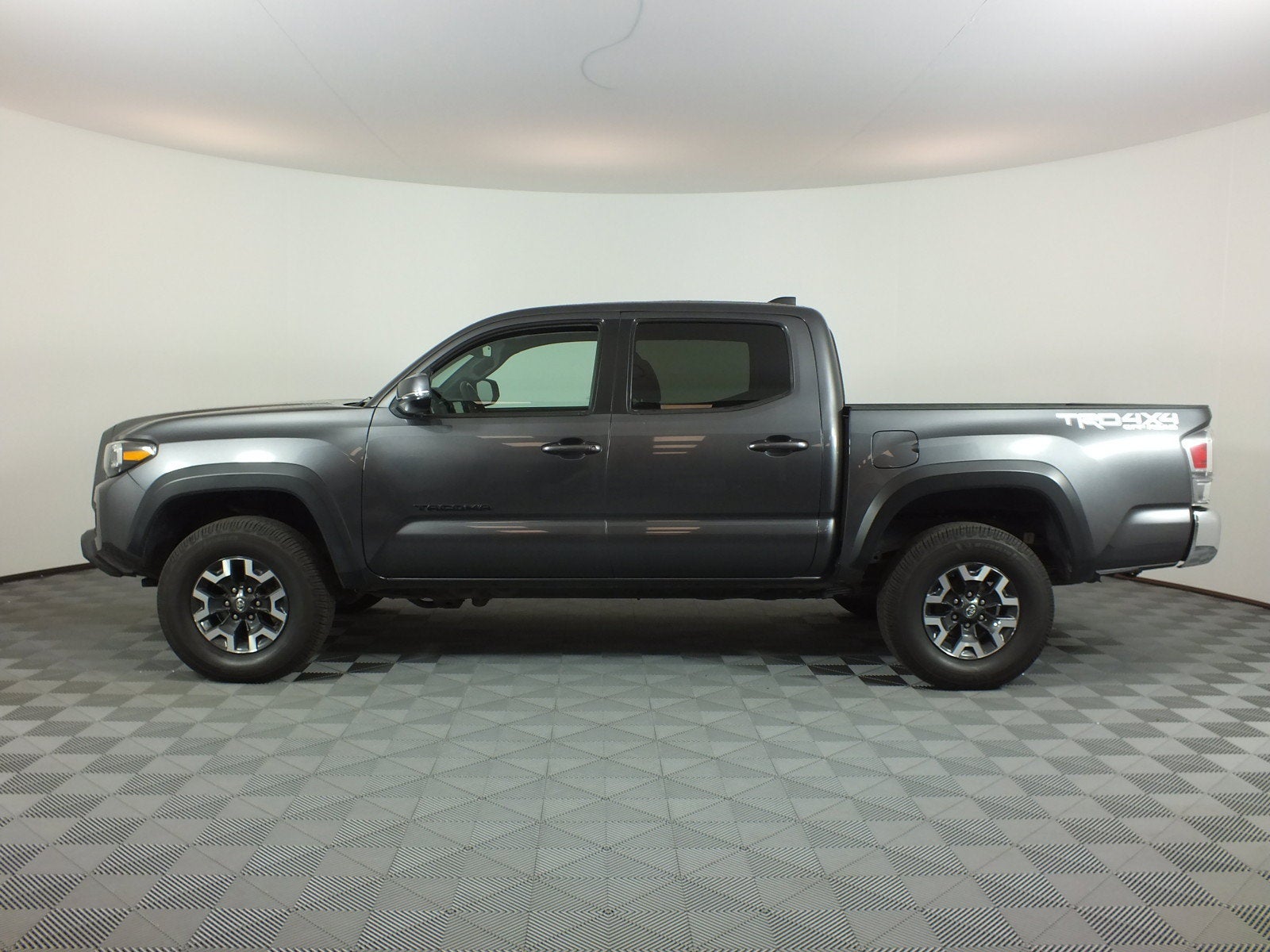 2022 Toyota Tacoma TRD Off Road 4WD *WELL MAINTAINED*