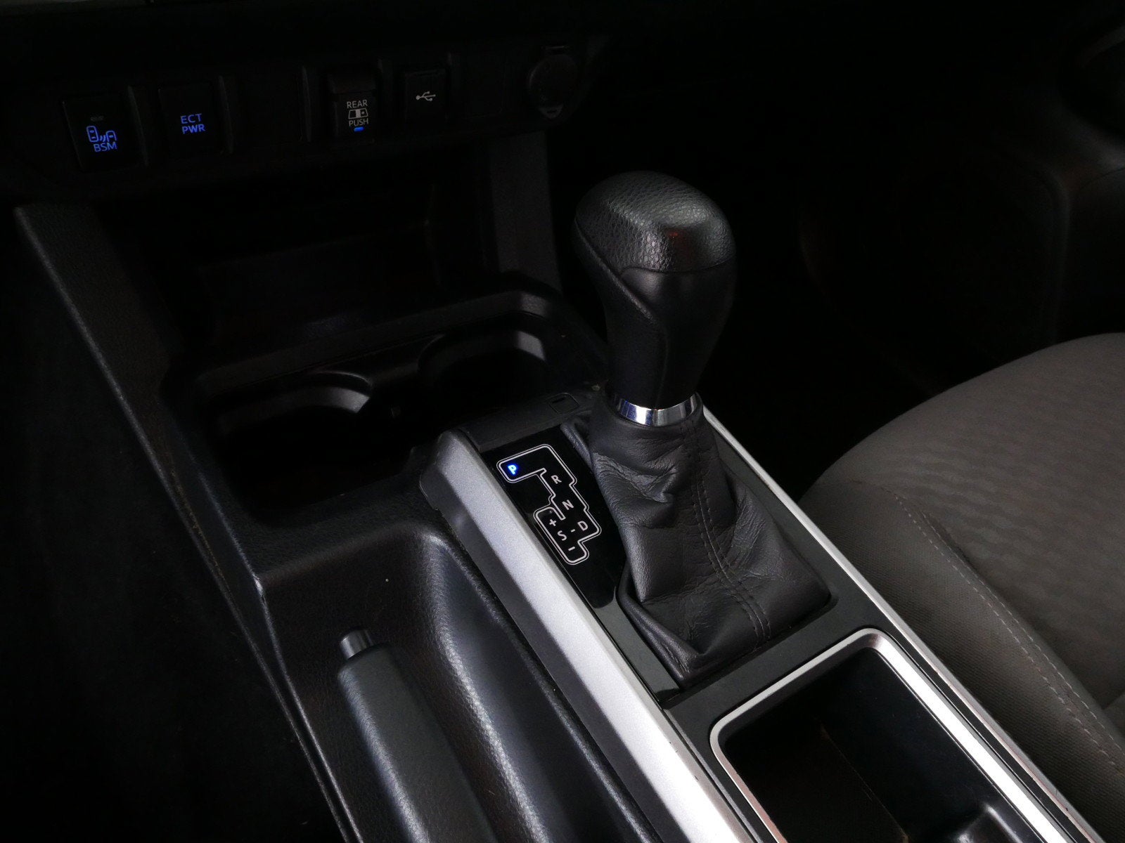 2023 Toyota Tacoma SR5 4WD *1-OWNER*