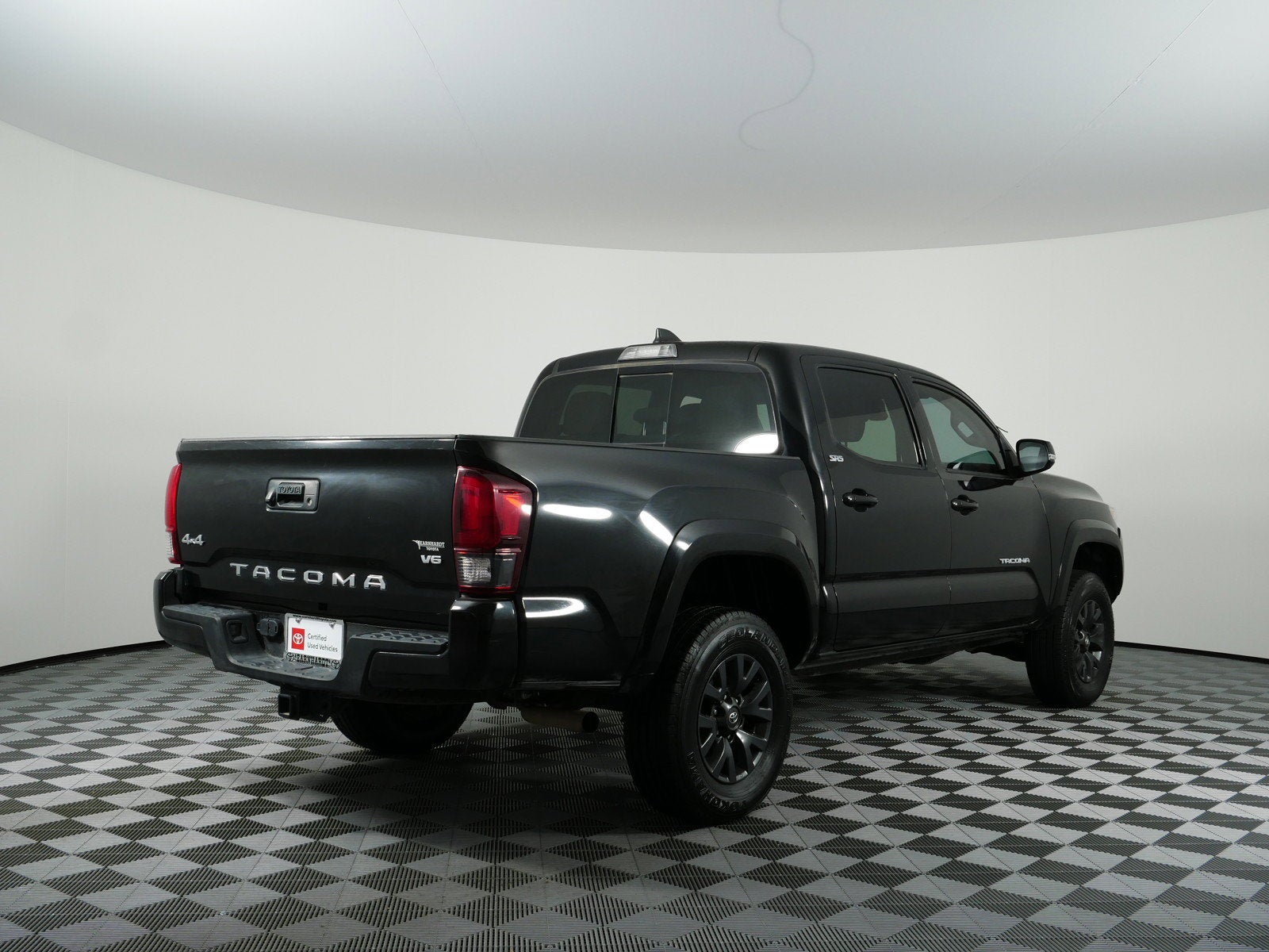 2023 Toyota Tacoma SR5 4WD *1-OWNER*