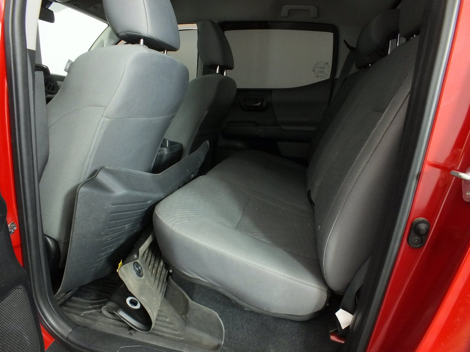 2022 Toyota Tacoma SR 4WD *RELIABLE DAILY DRIVER!*