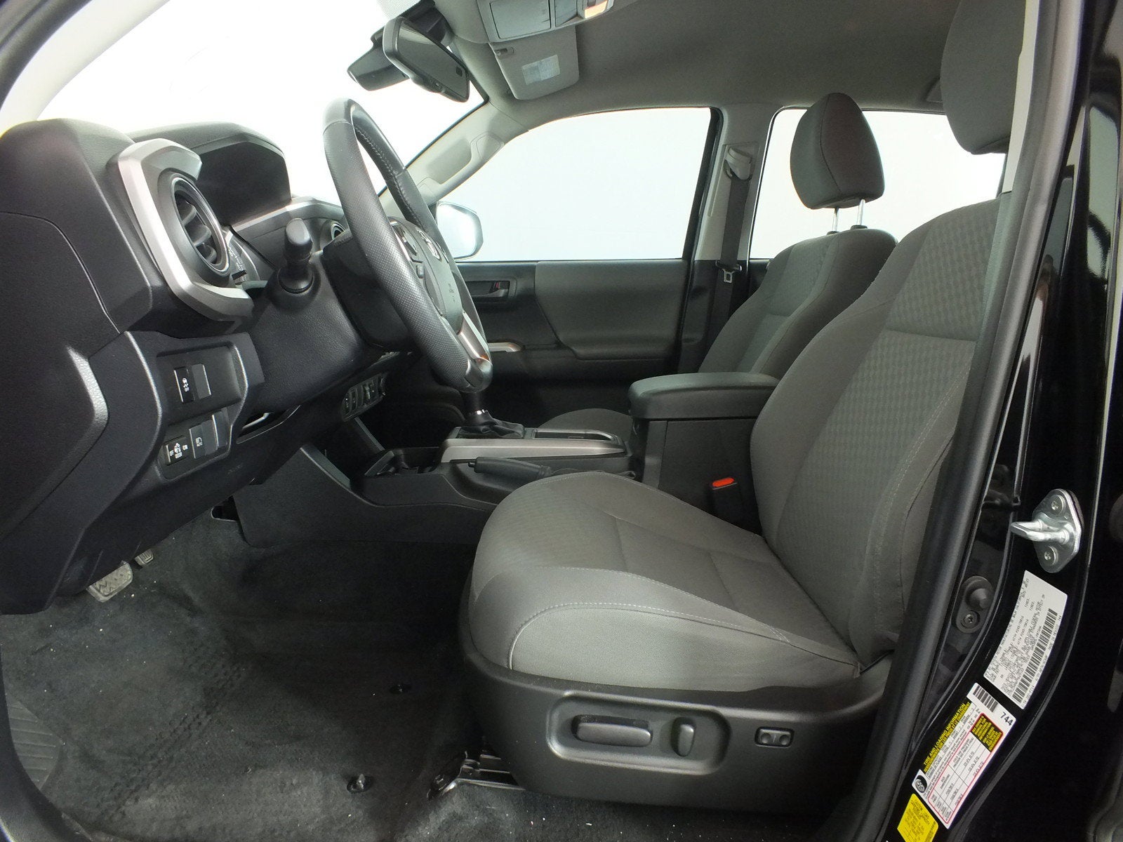 2023 Toyota Tacoma SR5 4WD *1-OWNER*