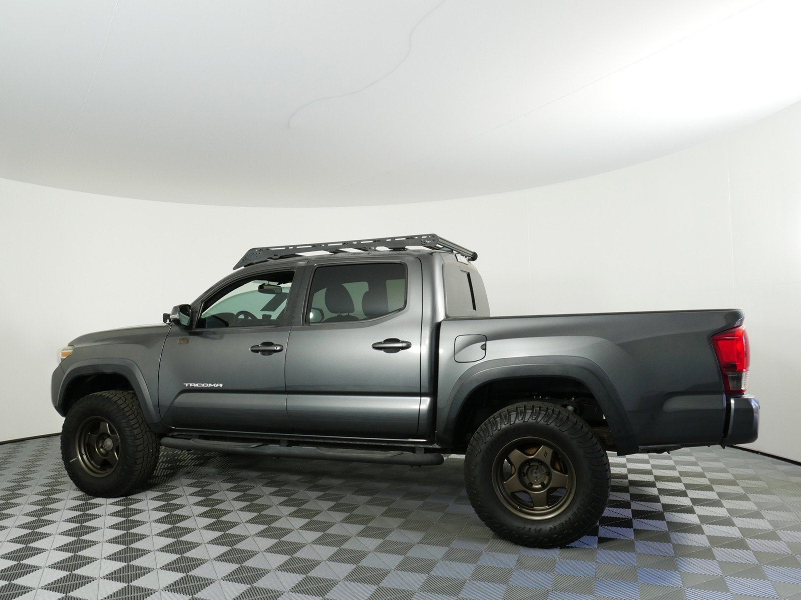2017 Toyota Tacoma TRD Off Road 4WD *WELL MAINTAINED!*