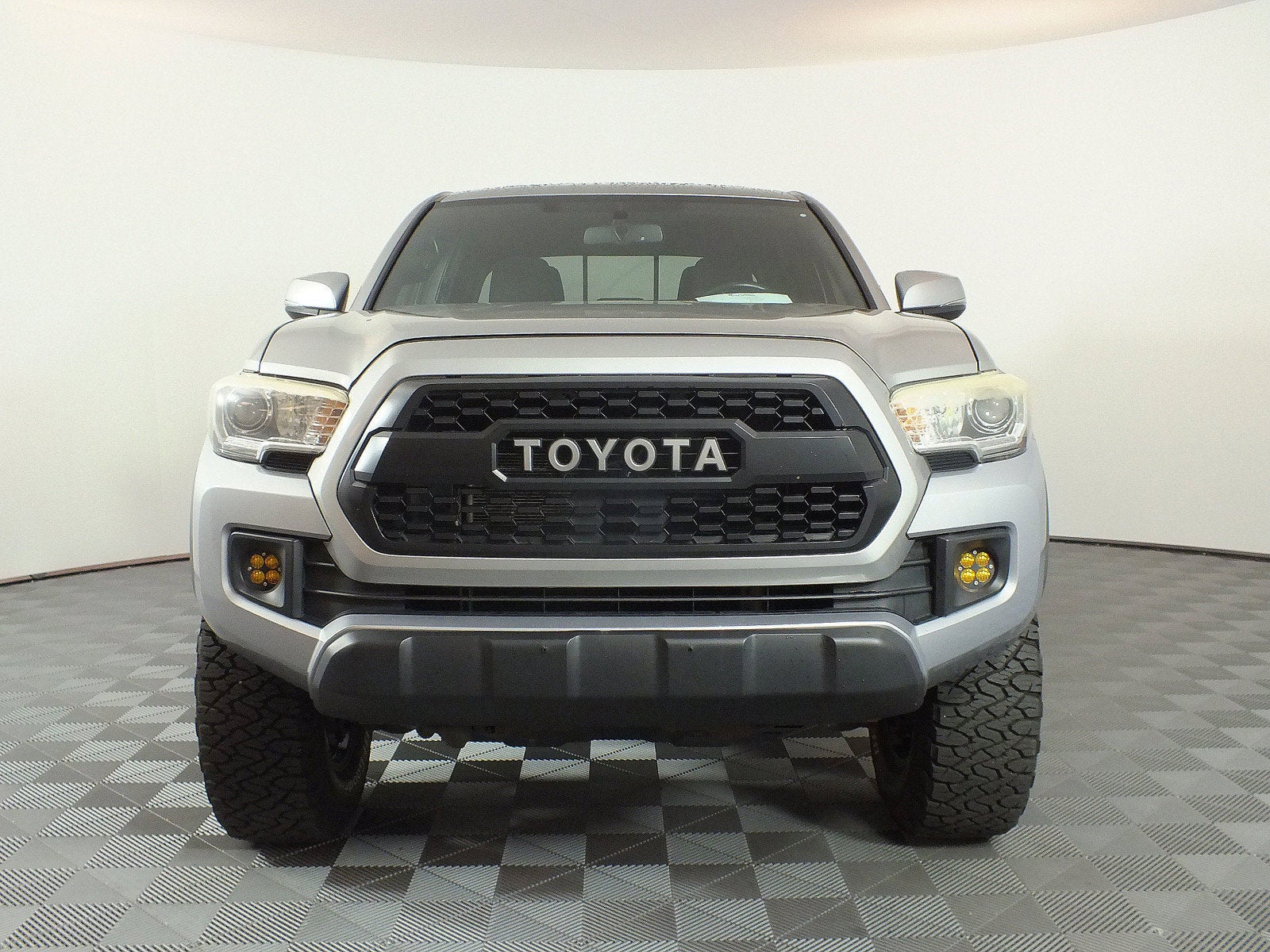 2017 Toyota Tacoma TRD Off Road 4WD *CLEAN CARFAX!*