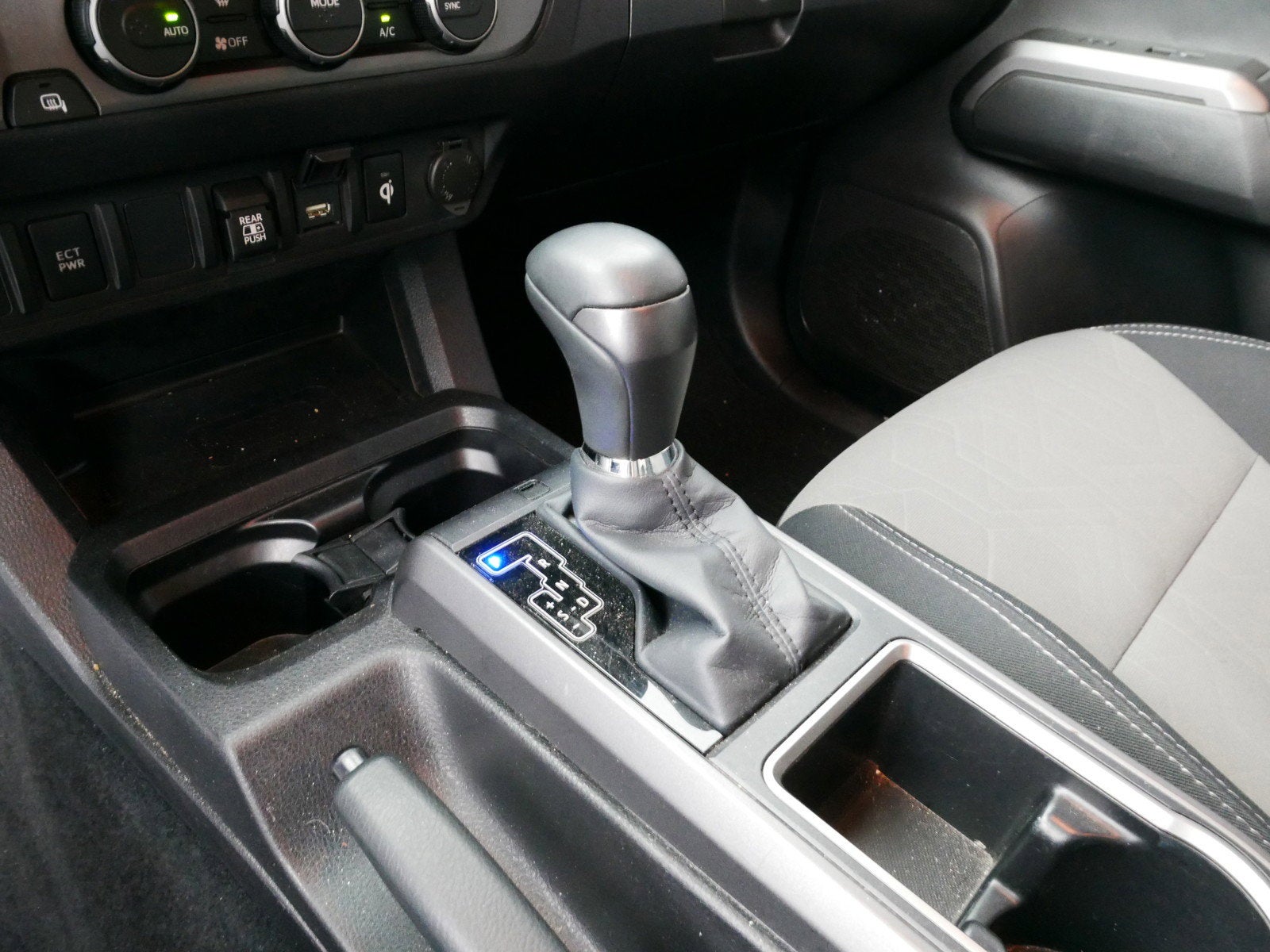 2022 Toyota Tacoma TRD Off Road 4WD *CLEAN CARFAX!*