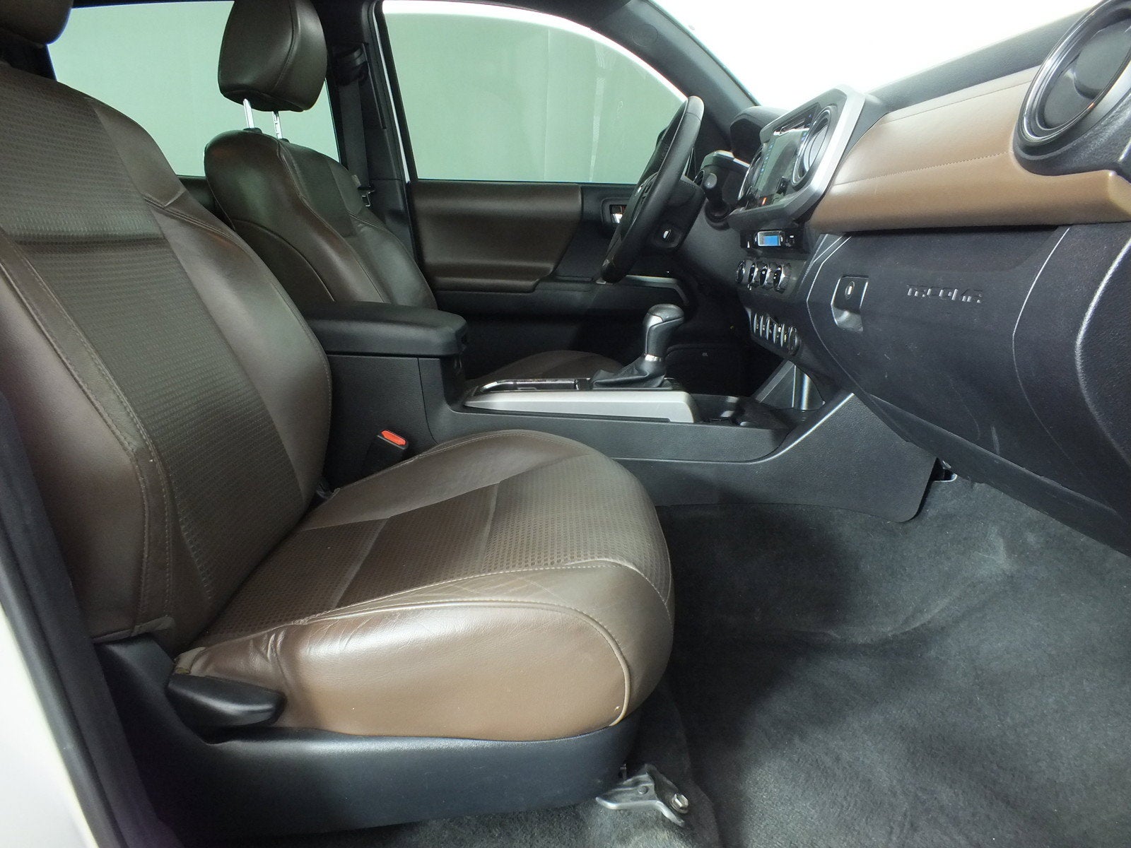 2016 Toyota Tacoma Limited 4WD *RUNS STRONG!*