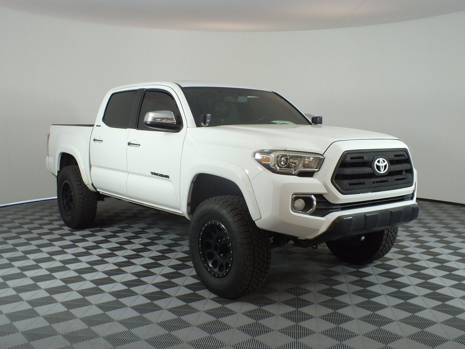 2016 Toyota Tacoma Limited 4WD *RUNS STRONG!*