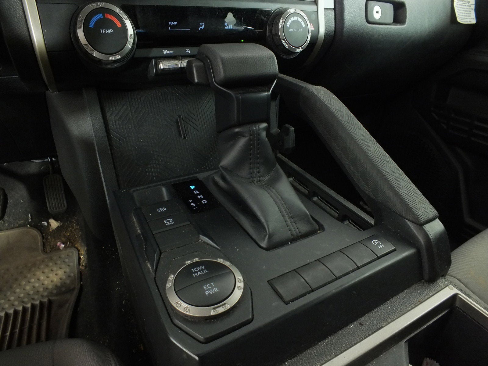2024 Toyota Tacoma SR5 2WD *1-OWNER*