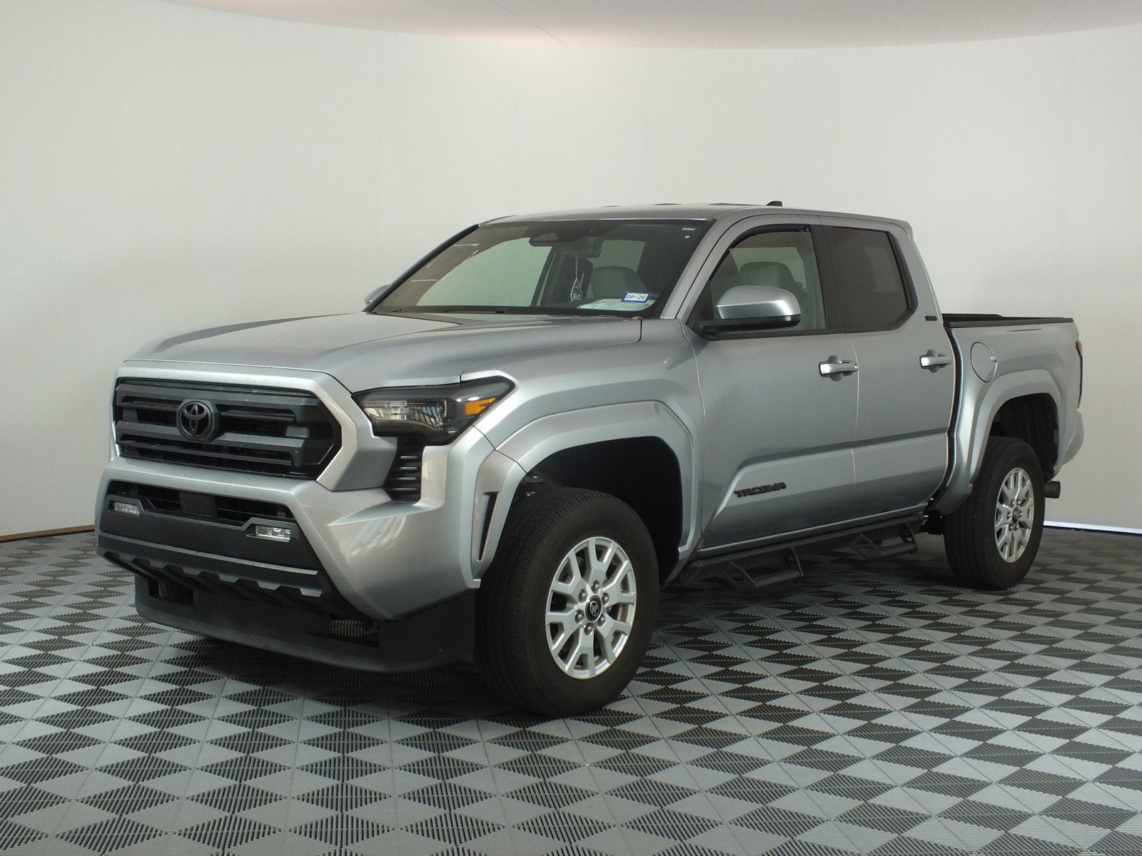 2024 Toyota Tacoma SR5 2WD *1-OWNER*