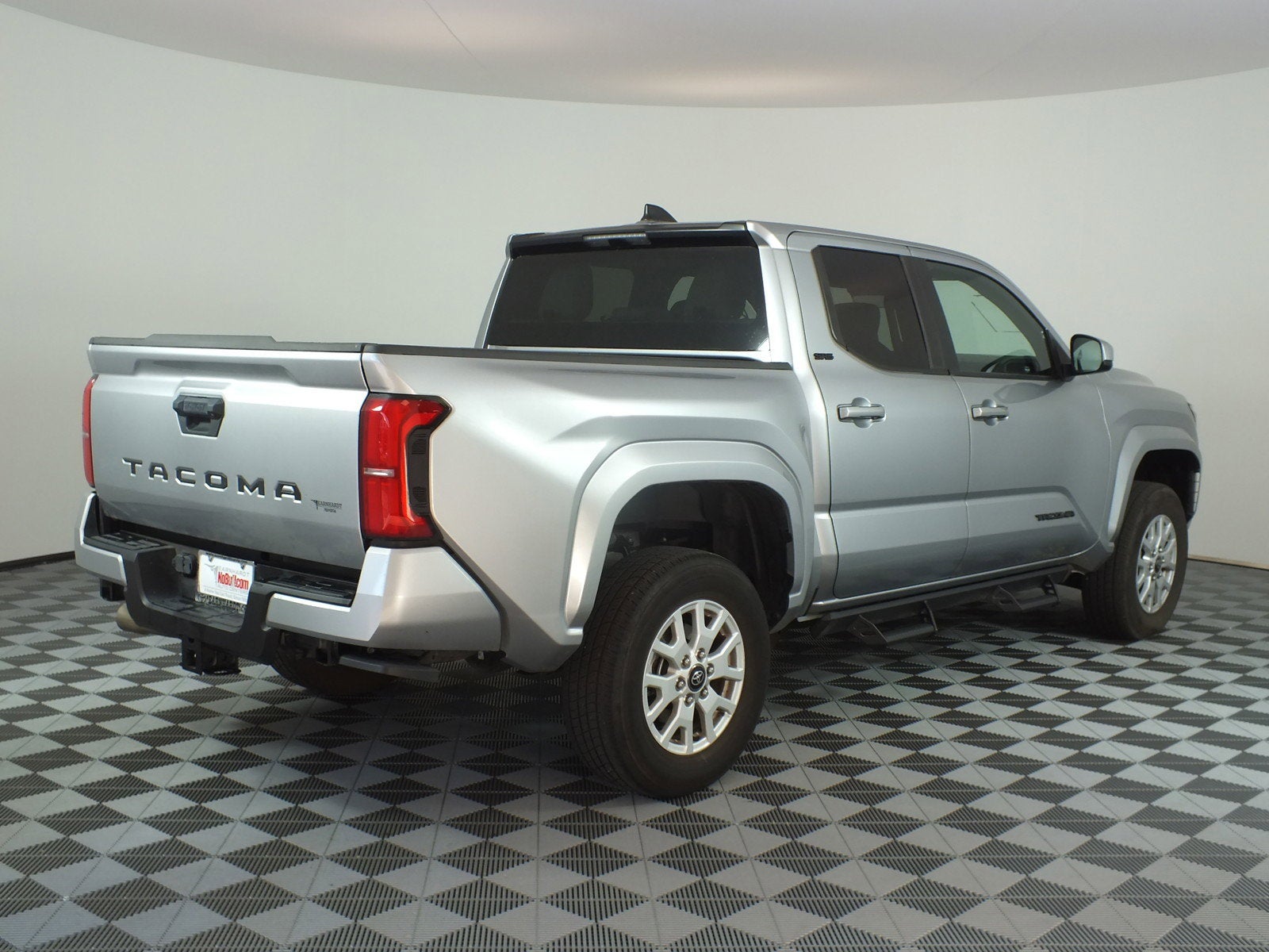 2024 Toyota Tacoma SR5 2WD *1-OWNER*