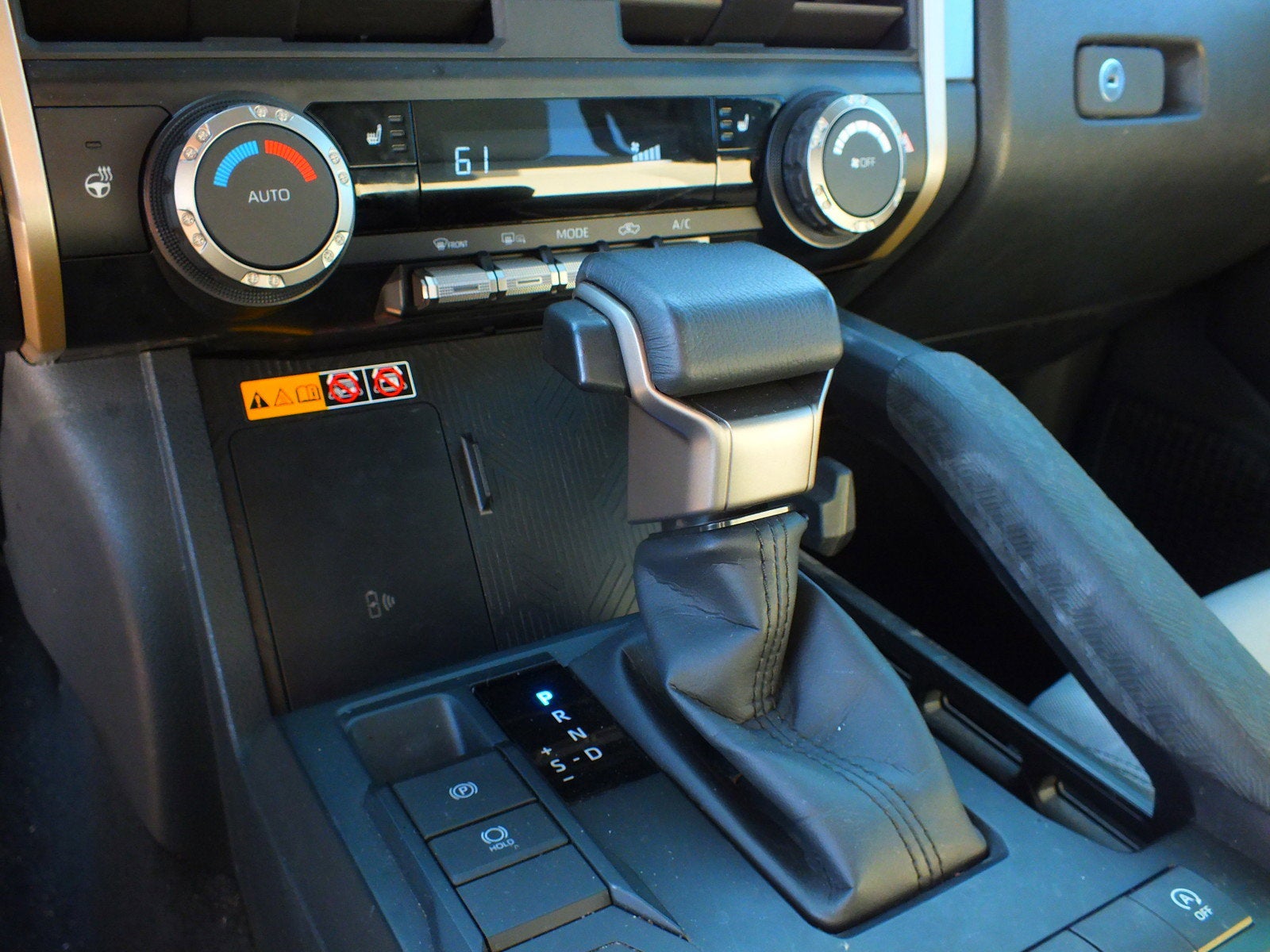 2024 Toyota Tacoma SR5 2WD *1-OWNER*