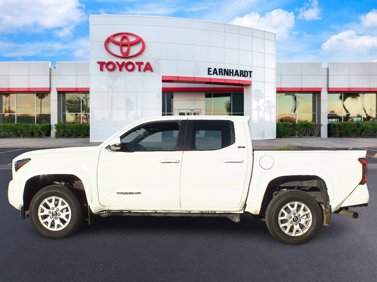 2024 Toyota Tacoma SR5 2WD *1-OWNER*