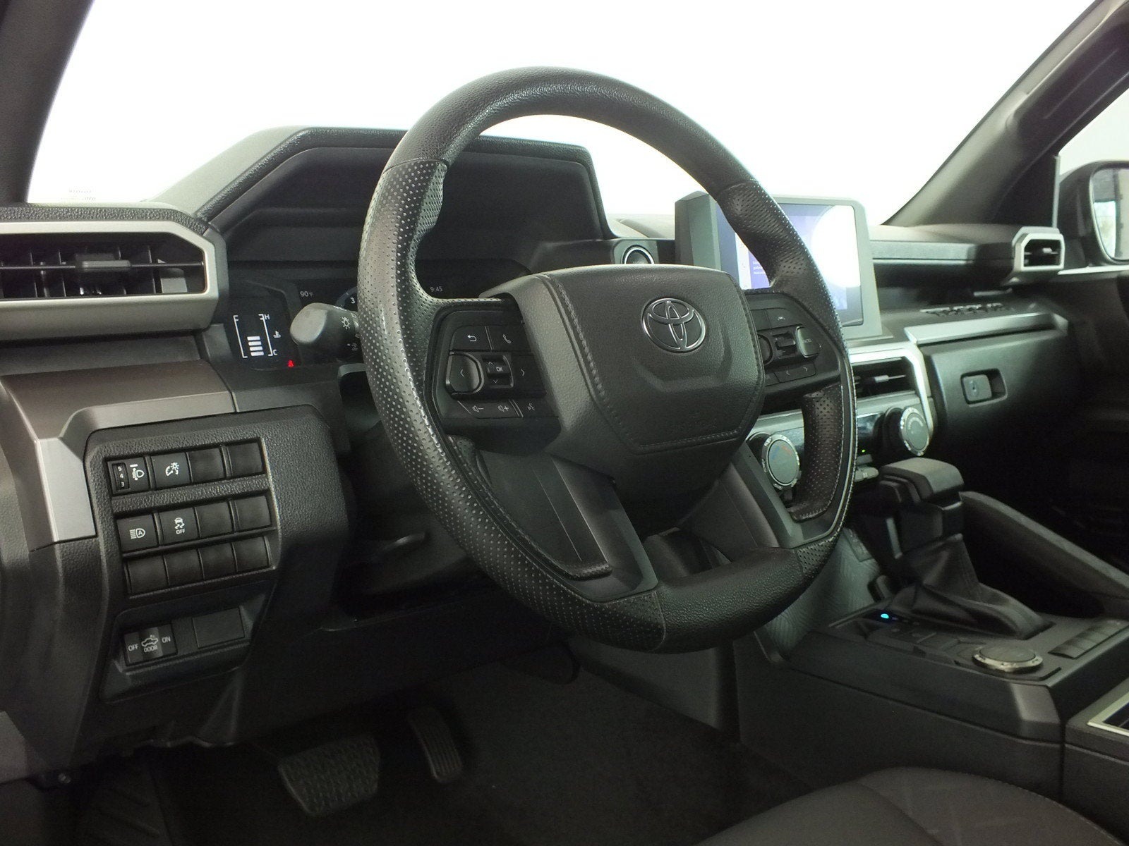 2025 Toyota Tacoma SR5 *1-OWNER*