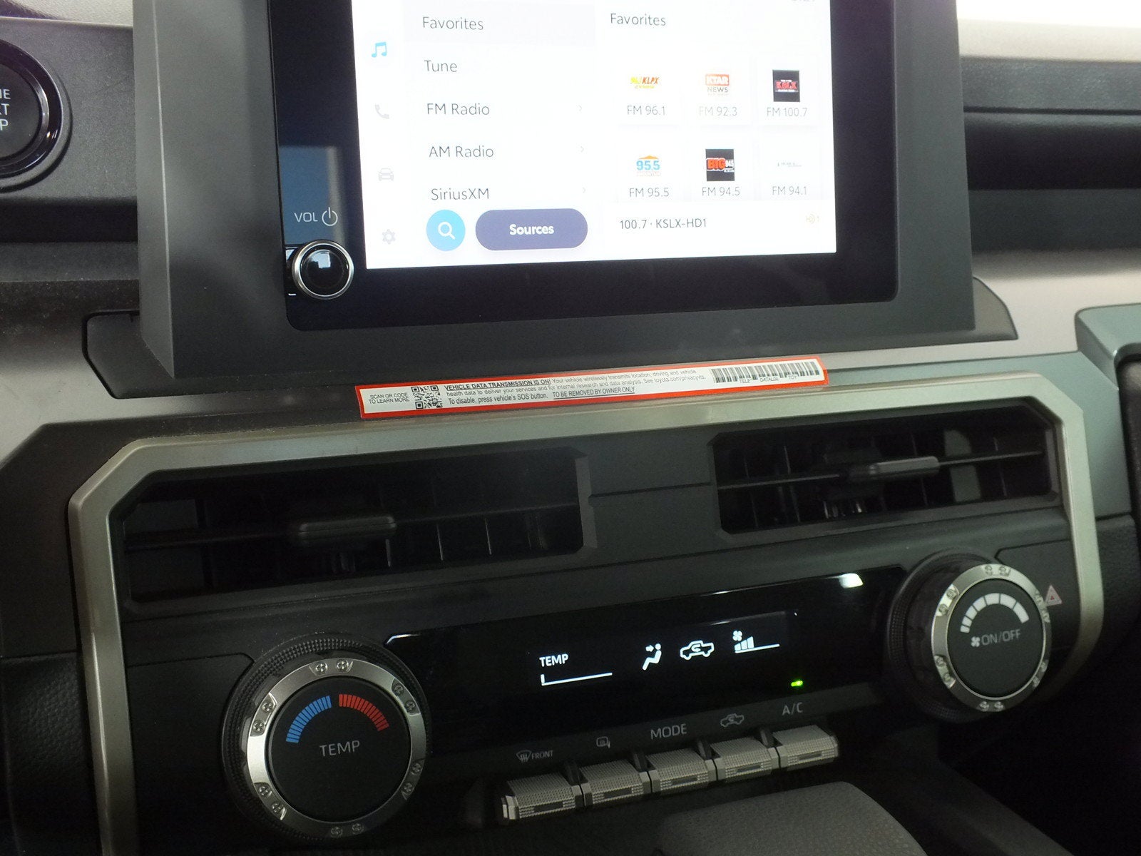 2025 Toyota Tacoma SR5 *1-OWNER*