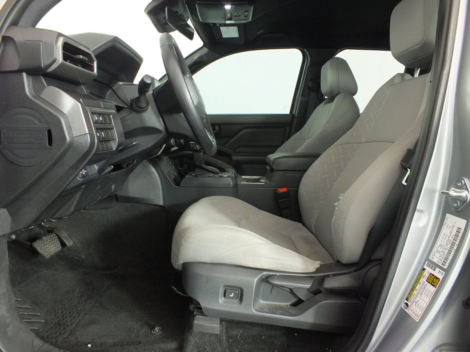 2025 Toyota Tacoma SR5 *1-OWNER*