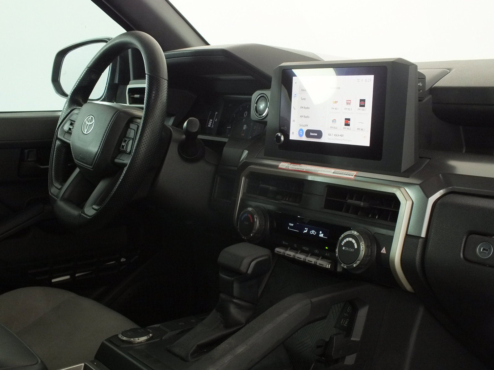2025 Toyota Tacoma SR5 *1-OWNER*