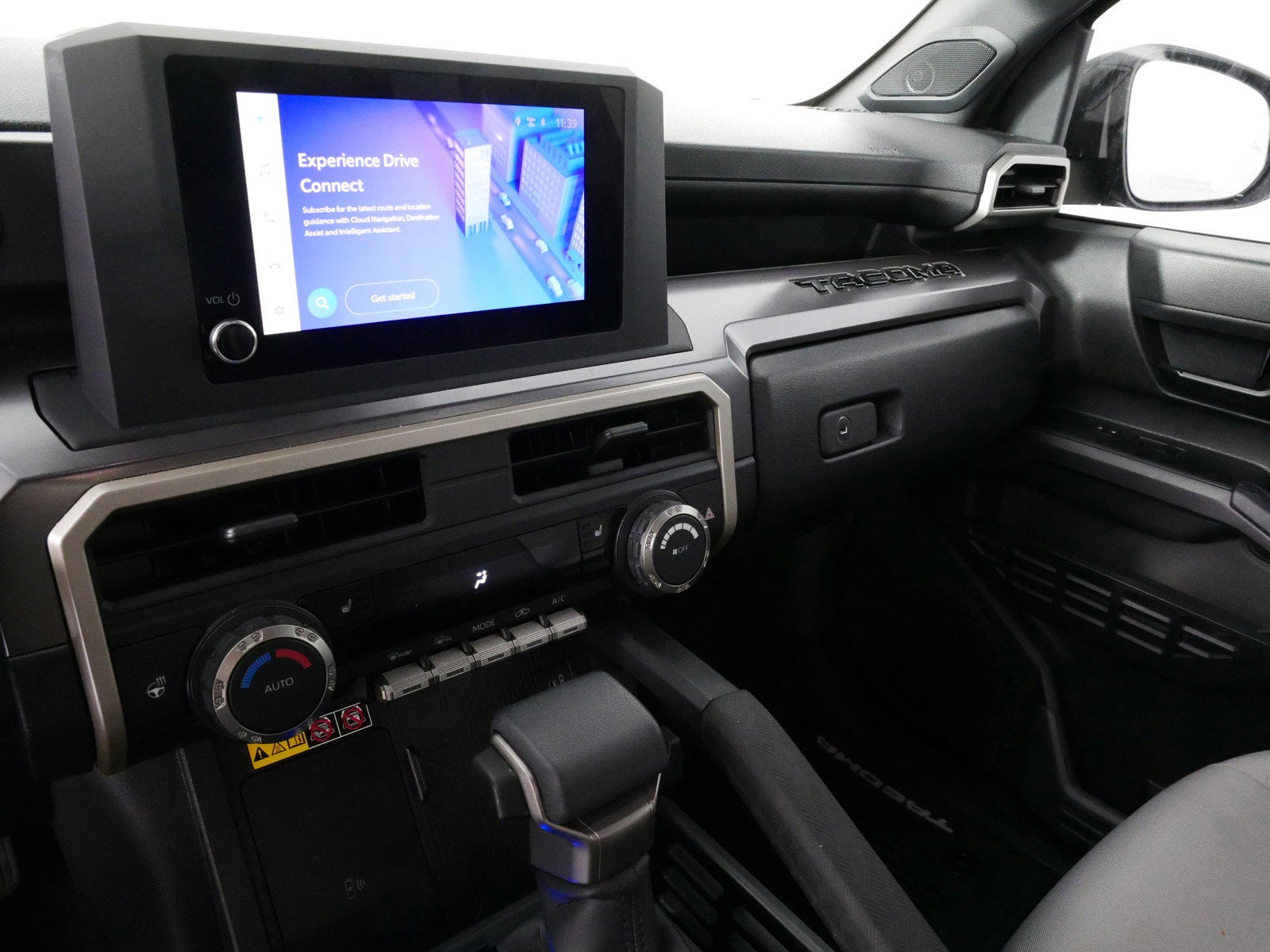 2025 Toyota Tacoma 2WD SR5 RWD *1 OWNER, CLEAN CARFAX!