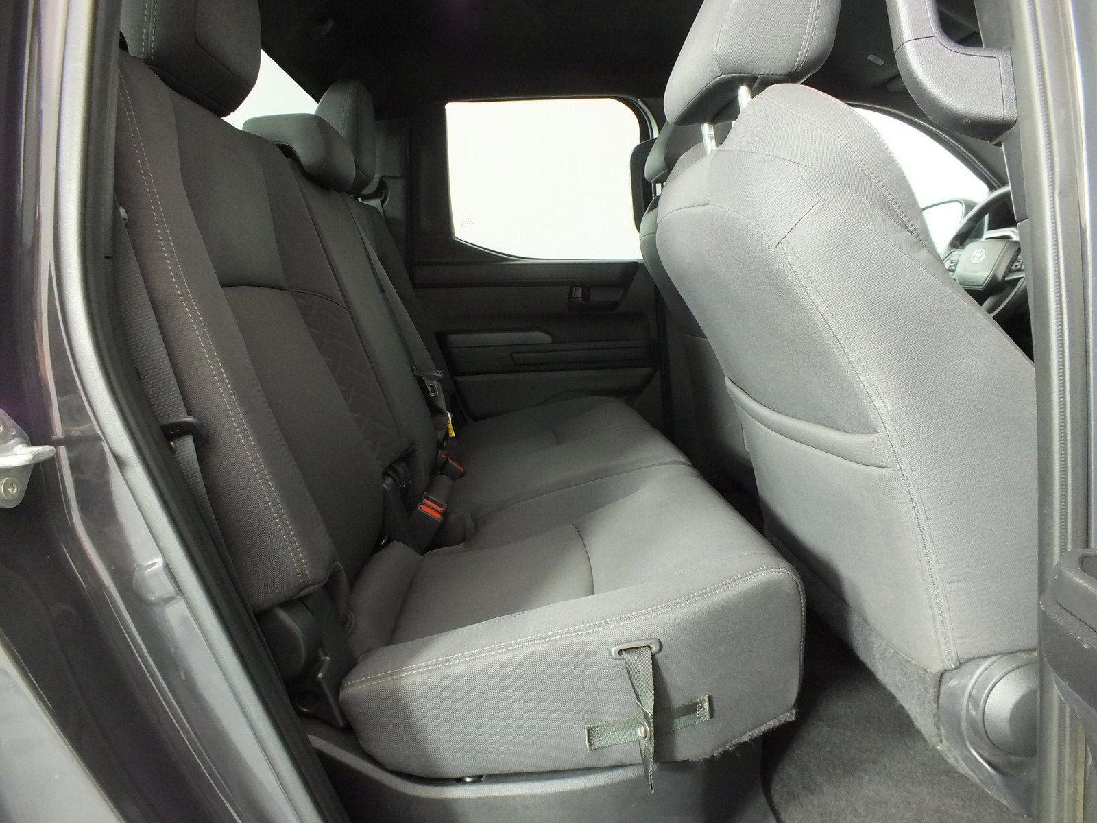 2024 Toyota Tacoma SR5 4WD *1-OWNER*