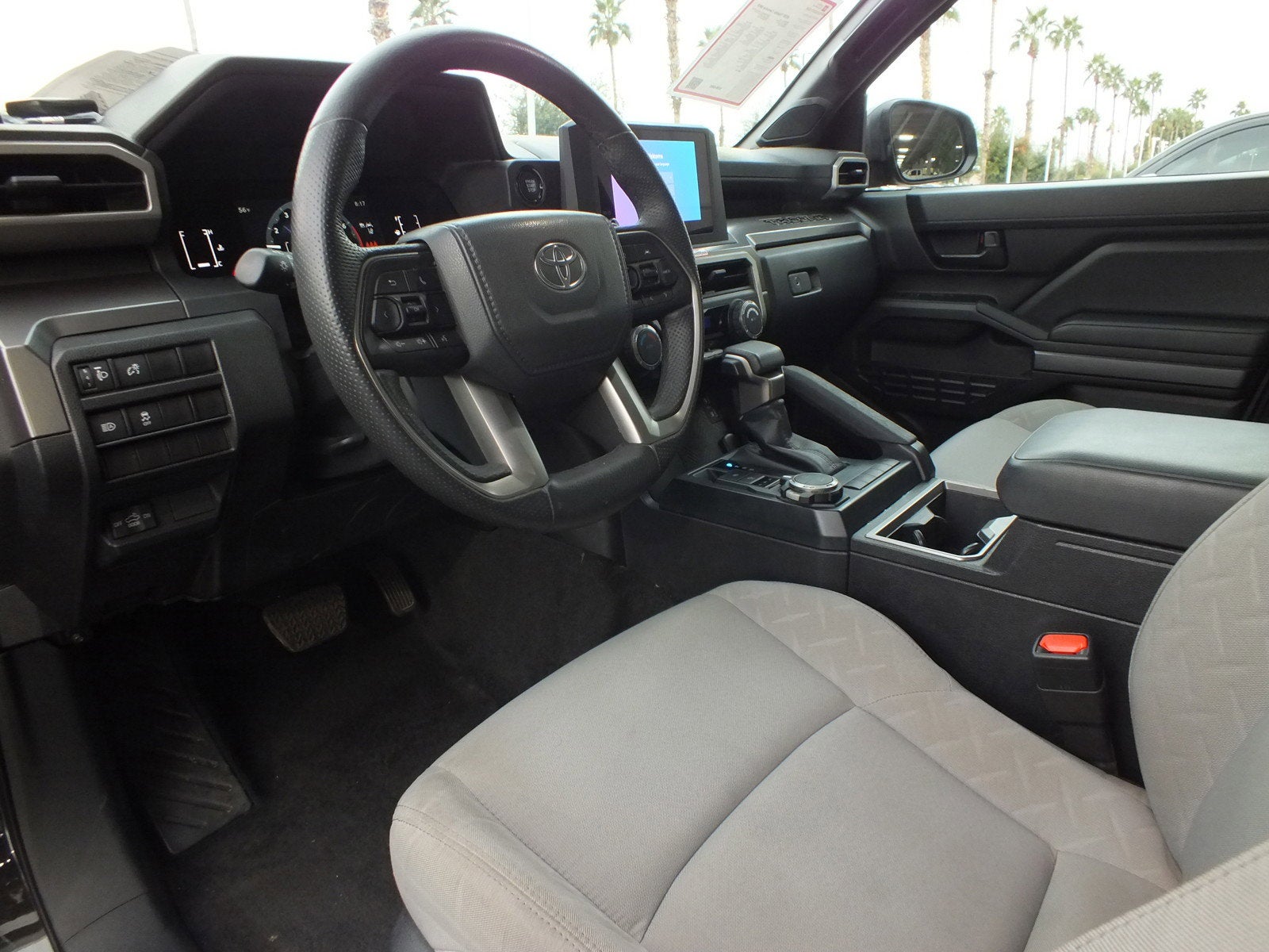 2025 Toyota Tacoma SR5 4WD *1-OWNER*