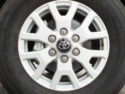 2025 Toyota Tacoma SR5 4WD *1-OWNER*