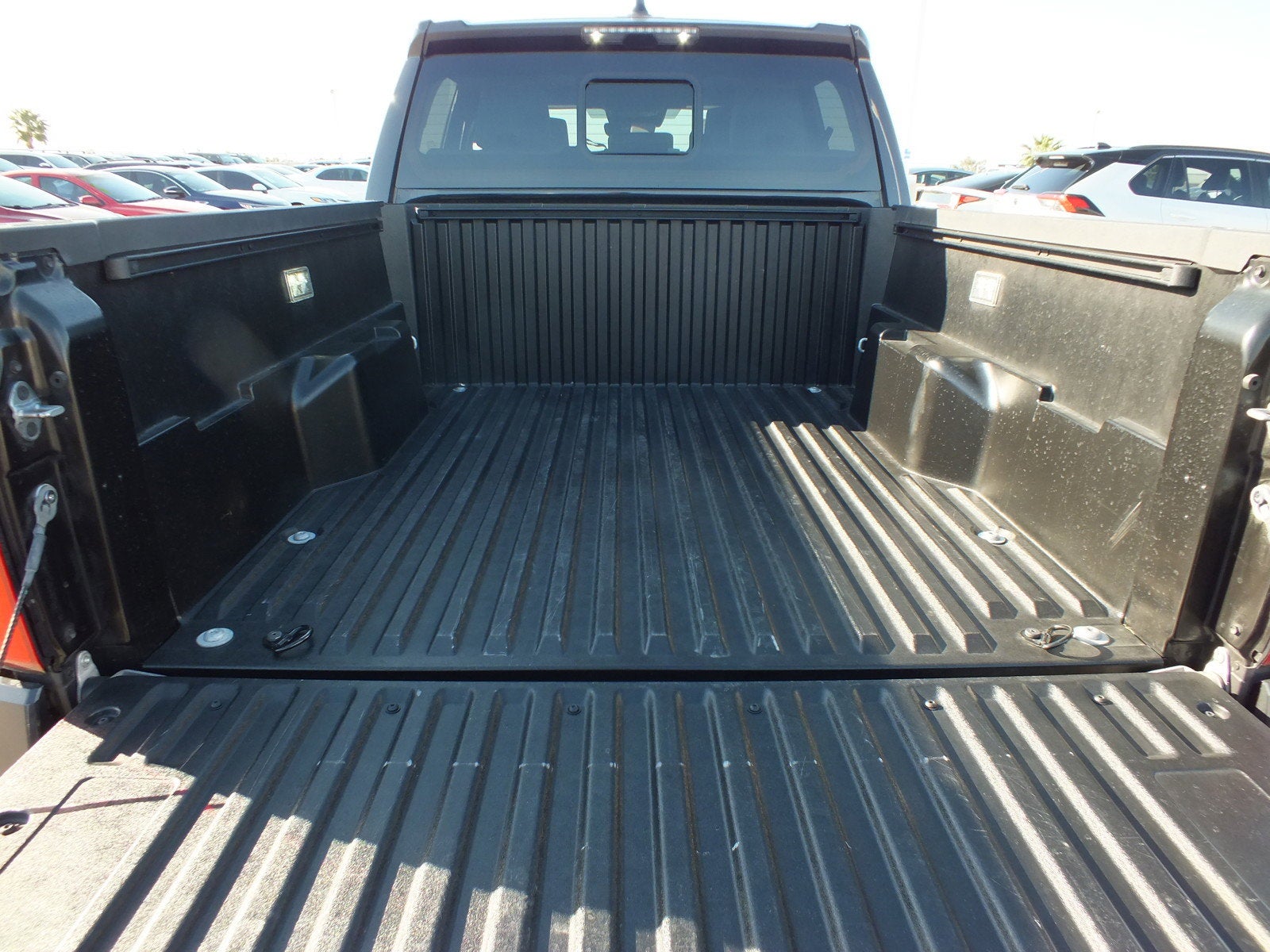 2025 Toyota Tacoma SR5 4WD *1-OWNER, CLEAN CARFAX!*