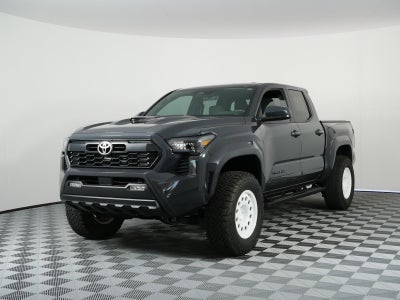 2025 Toyota Tacoma TRD Sport 4WD *1-OWNER, CLEAN CARFAX!*