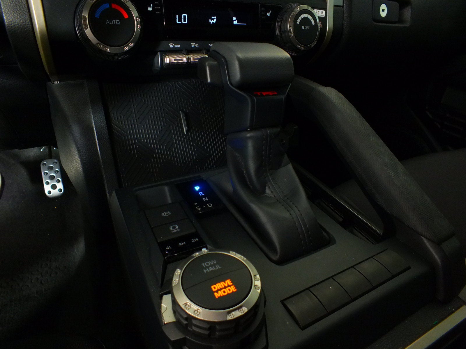 2025 Toyota Tacoma TRD Sport 4WD *1-OWNER*