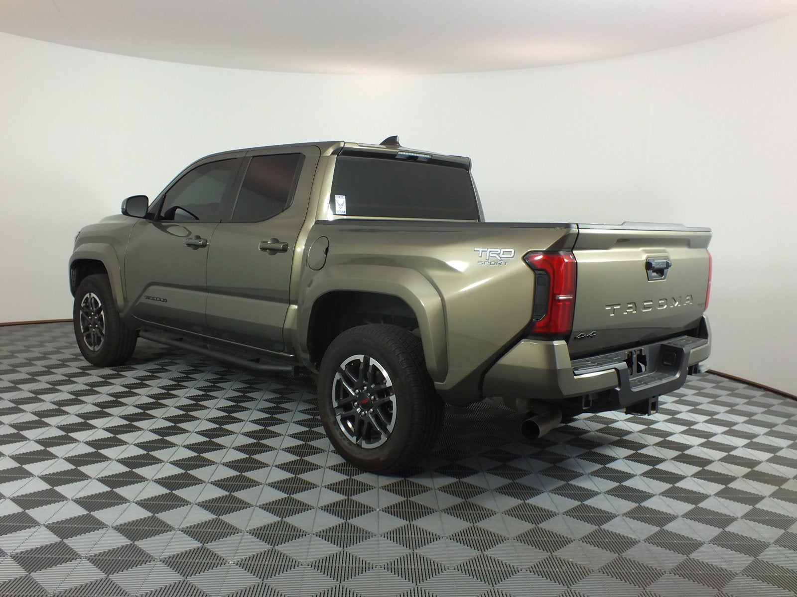 2025 Toyota Tacoma TRD Sport 4WD *1-OWNER*