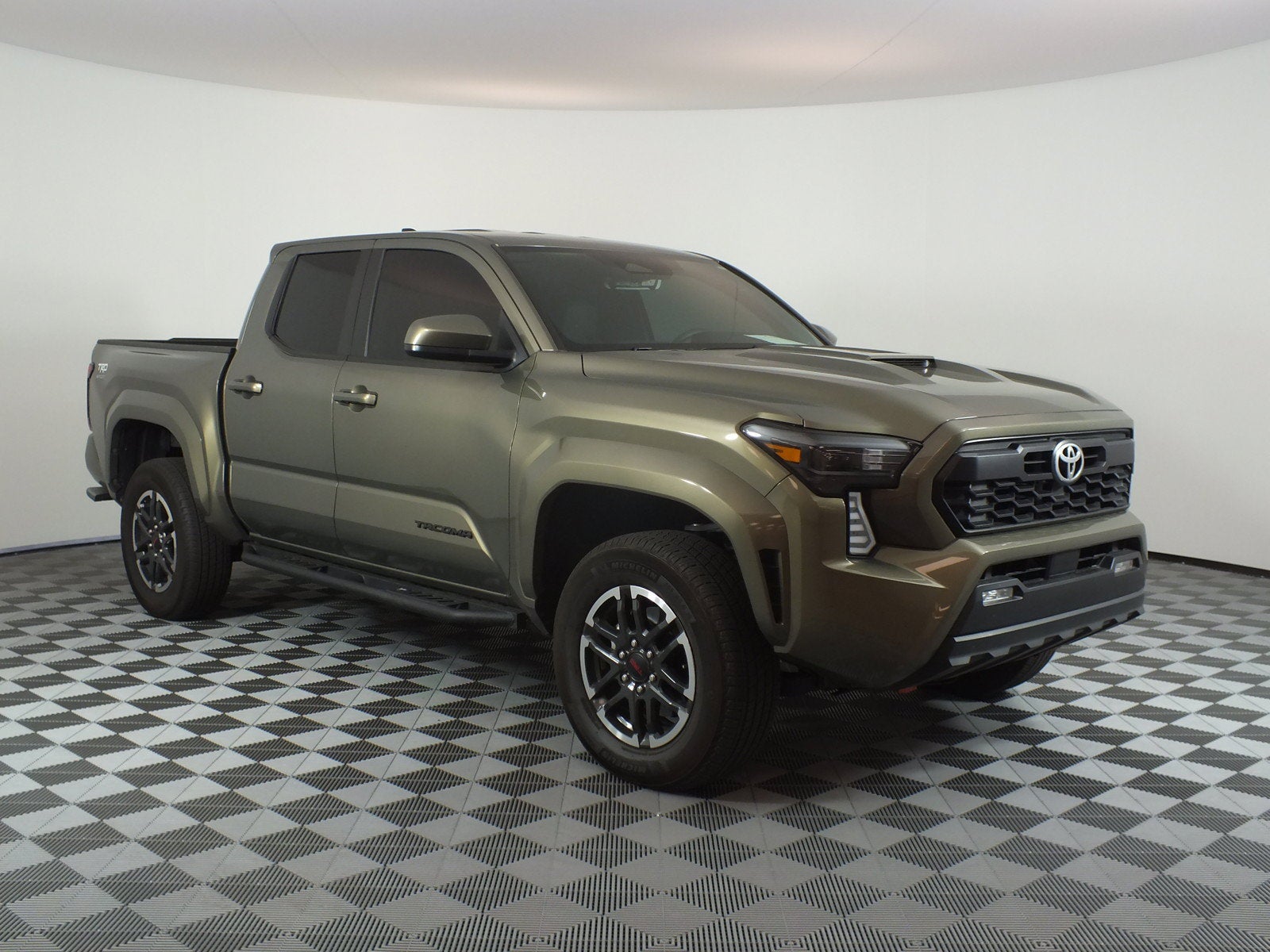 2025 Toyota Tacoma TRD Sport 4WD *1-OWNER*