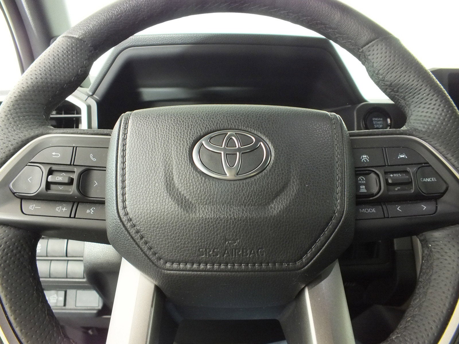 2025 Toyota Tacoma SR5 4WD *1-OWNER! UNDER 20K MILES!*