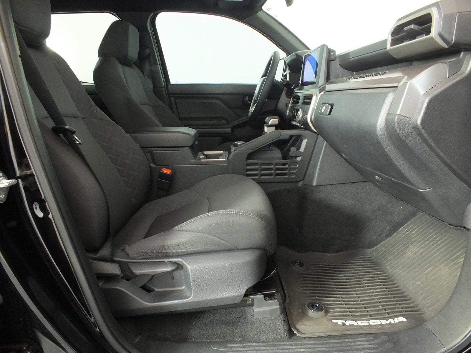 2025 Toyota Tacoma SR5 4WD *1-OWNER! UNDER 20K MILES!*