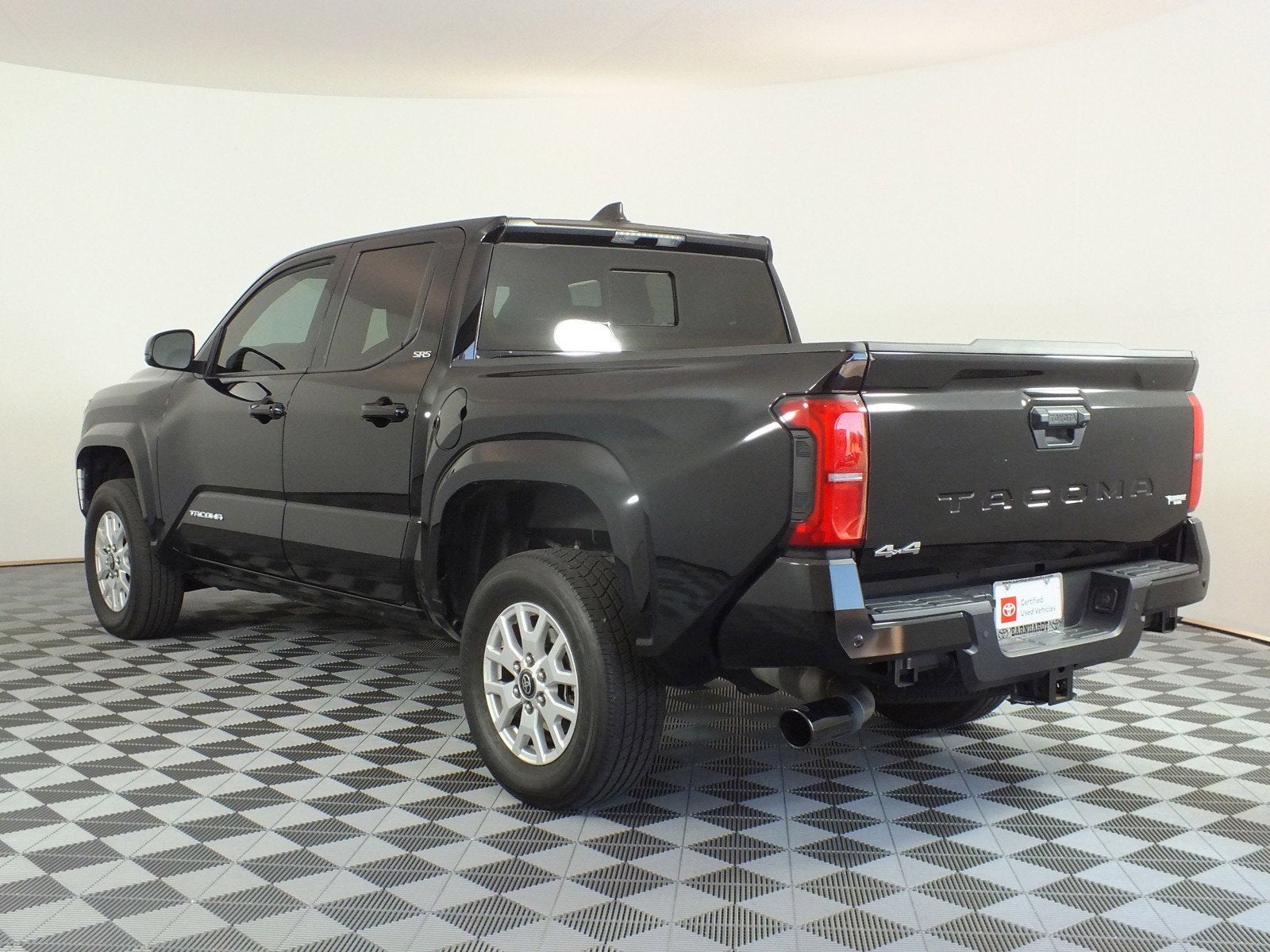2025 Toyota Tacoma SR5 4WD *1-OWNER! UNDER 20K MILES!*
