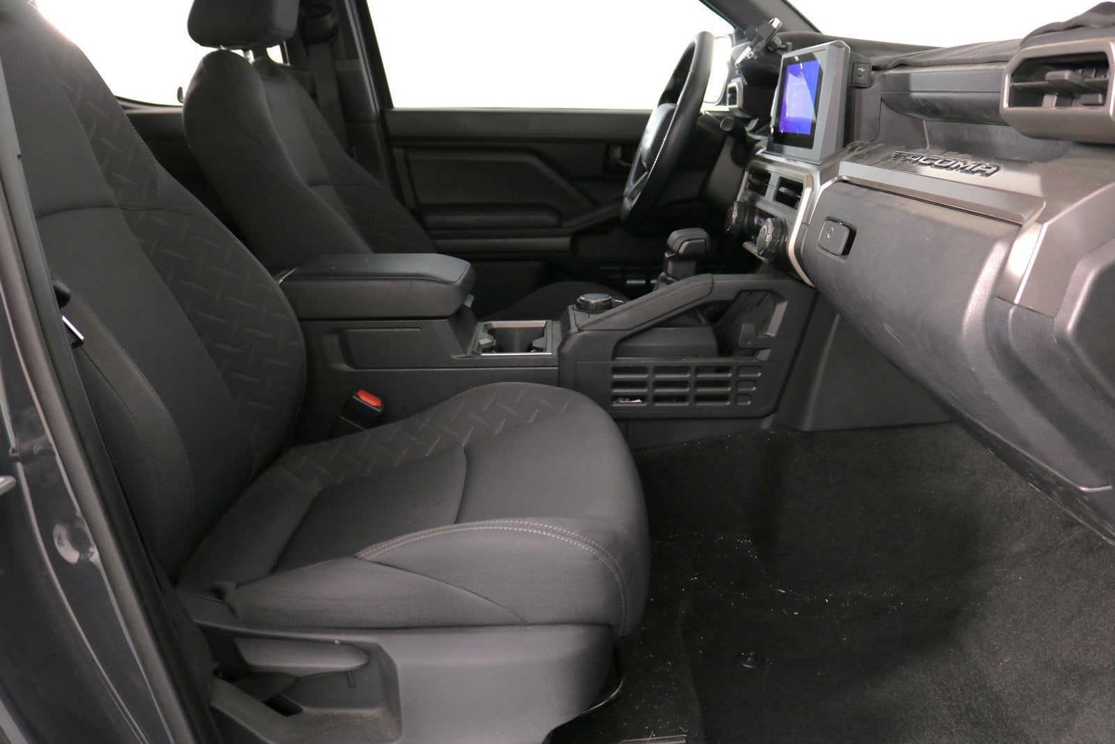 2024 Toyota Tacoma SR5 4WD *1-OWNER*