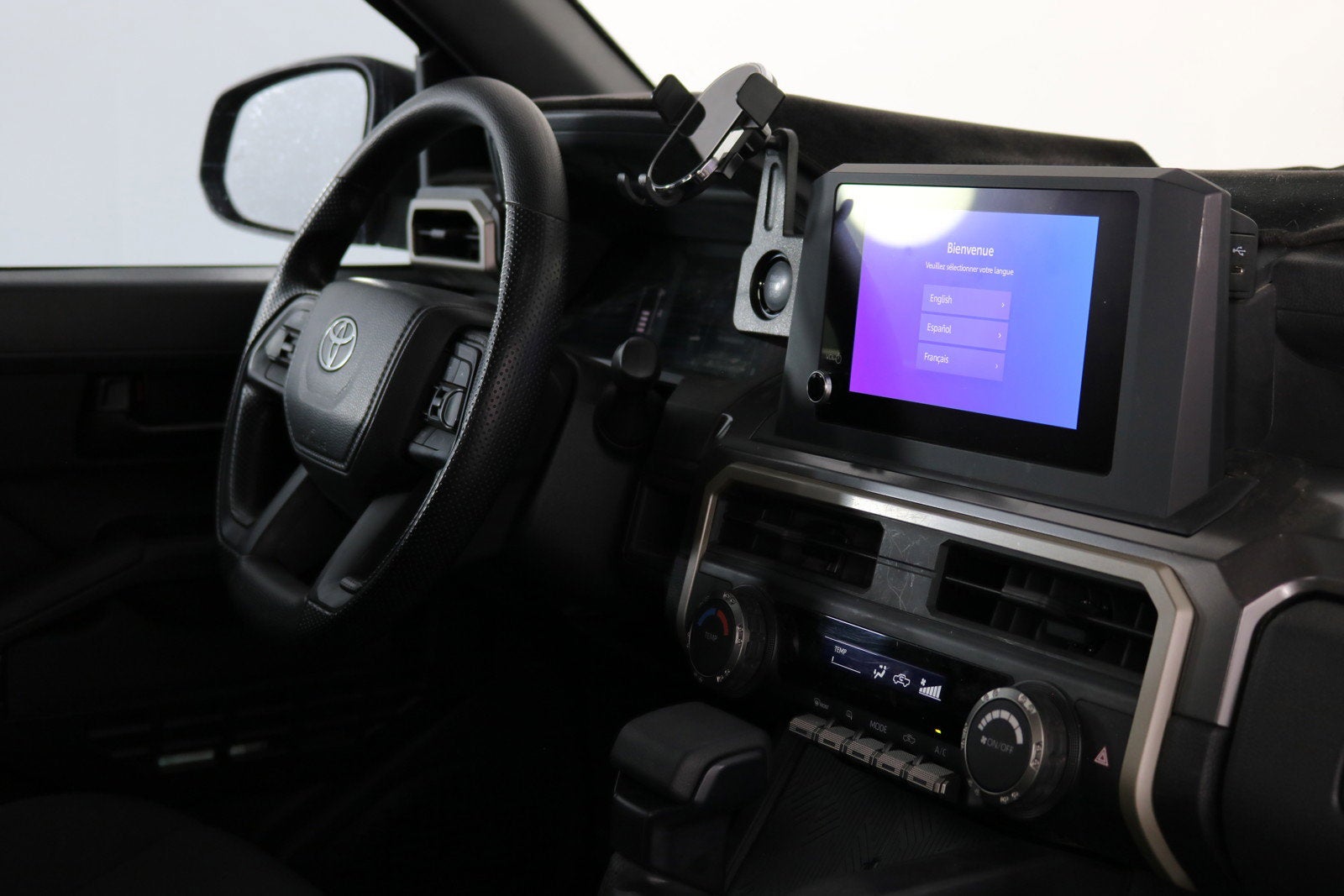 2024 Toyota Tacoma SR5 4WD *1-OWNER*