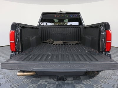 2024 Toyota Tacoma SR5 4WD *1-OWNER*