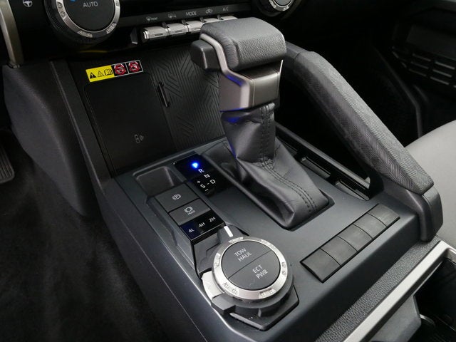 2025 Toyota Tacoma SR5 4WD *1-OWNER*