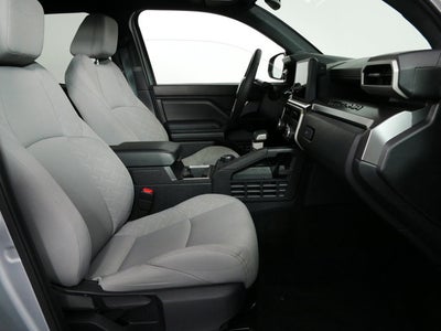 2025 Toyota Tacoma SR5 4WD *1-OWNER*