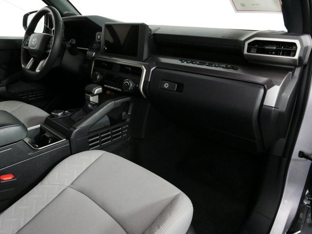 2025 Toyota Tacoma SR5 4WD *1-OWNER*