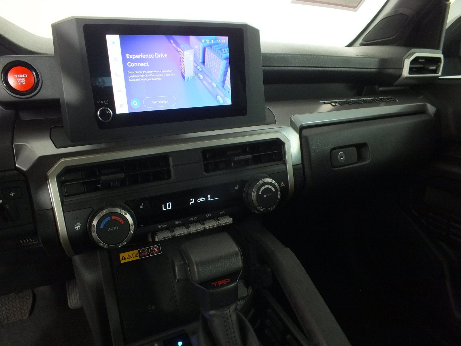 2024 Toyota Tacoma TRD Off Road 4WD *1-OWNER! SUPER LOW MILES!*