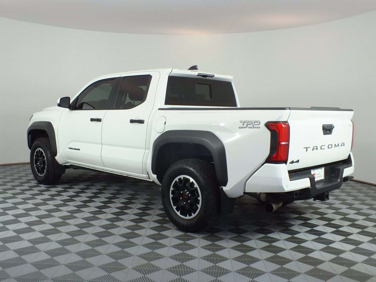 2024 Toyota Tacoma TRD Off Road 4WD *1-OWNER! SUPER LOW MILES!*