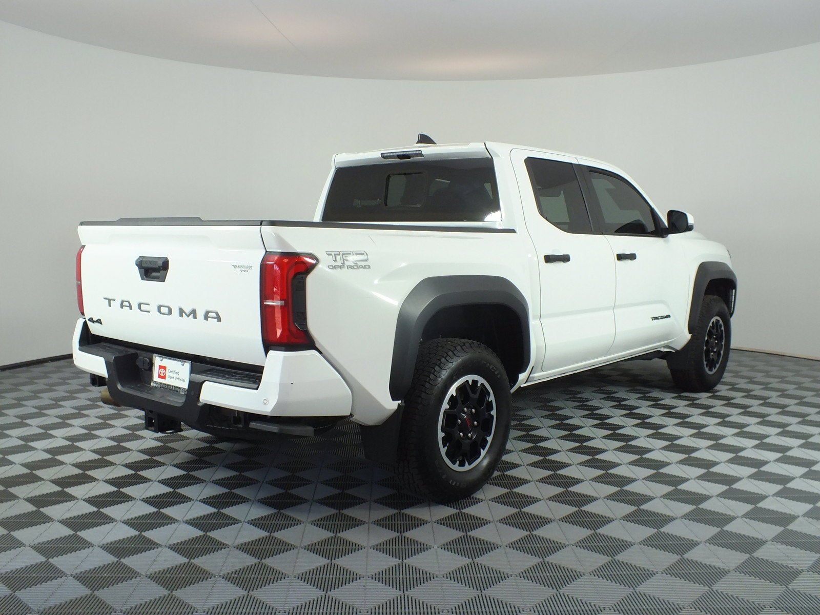 2024 Toyota Tacoma TRD Off Road 4WD *1-OWNER! SUPER LOW MILES!*
