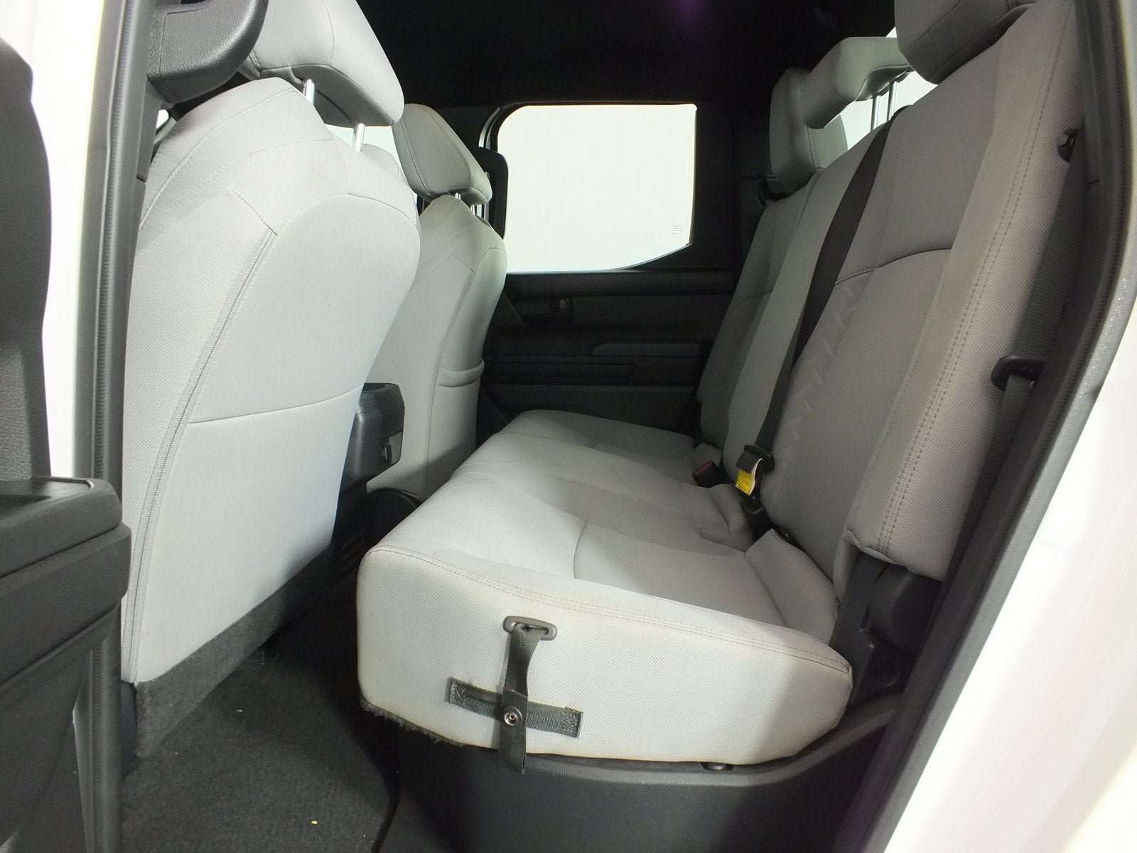 2024 Toyota Tacoma SR5 4WD *1-OWNER*