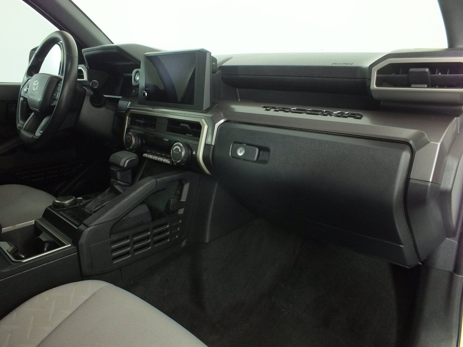 2024 Toyota Tacoma SR5 4WD *1-OWNER*