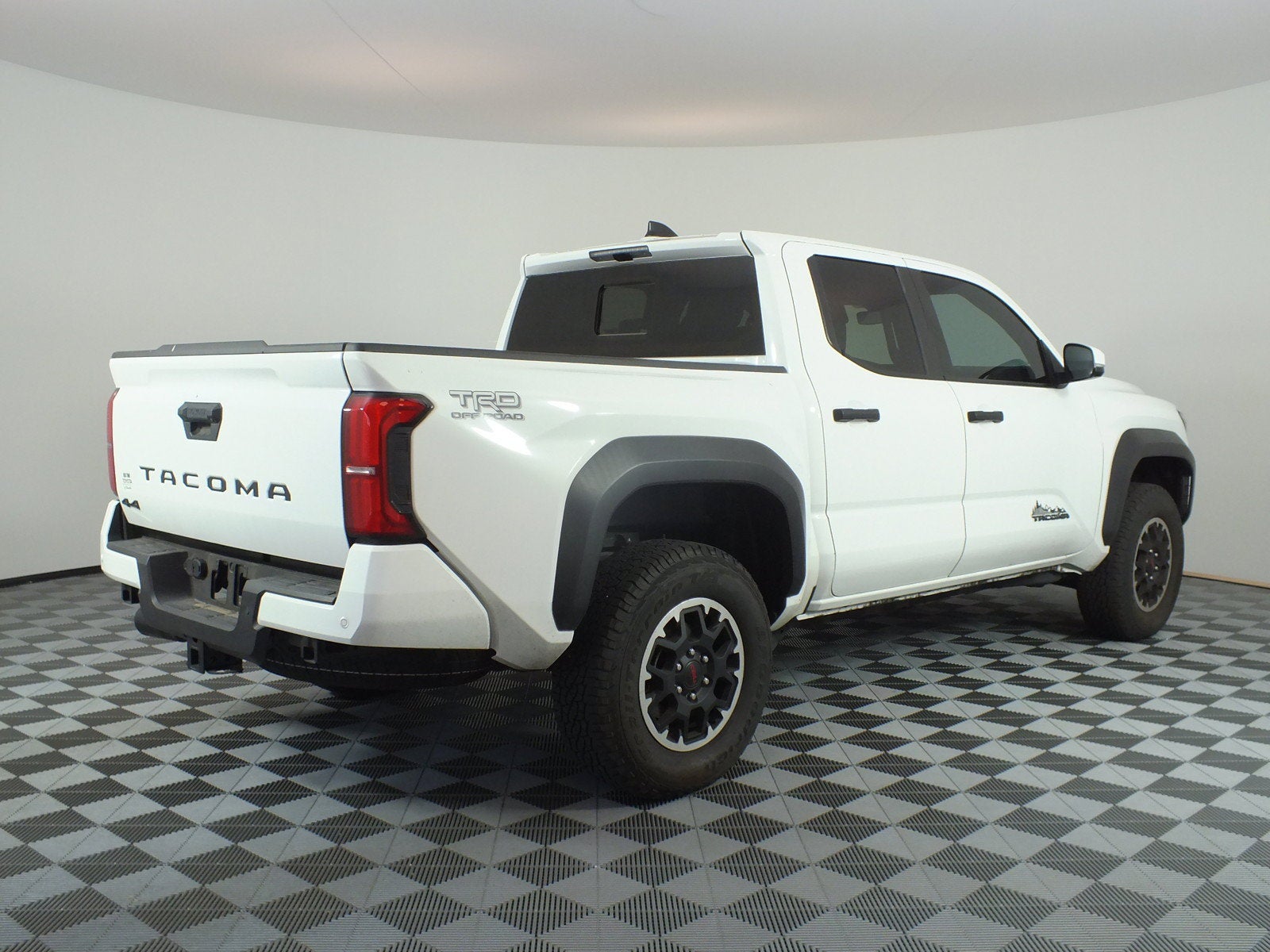 2025 Toyota Tacoma TRD Off Road 4WD *1-OWNER*