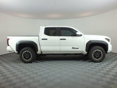 2025 Toyota Tacoma TRD Off Road 4WD *1-OWNER*