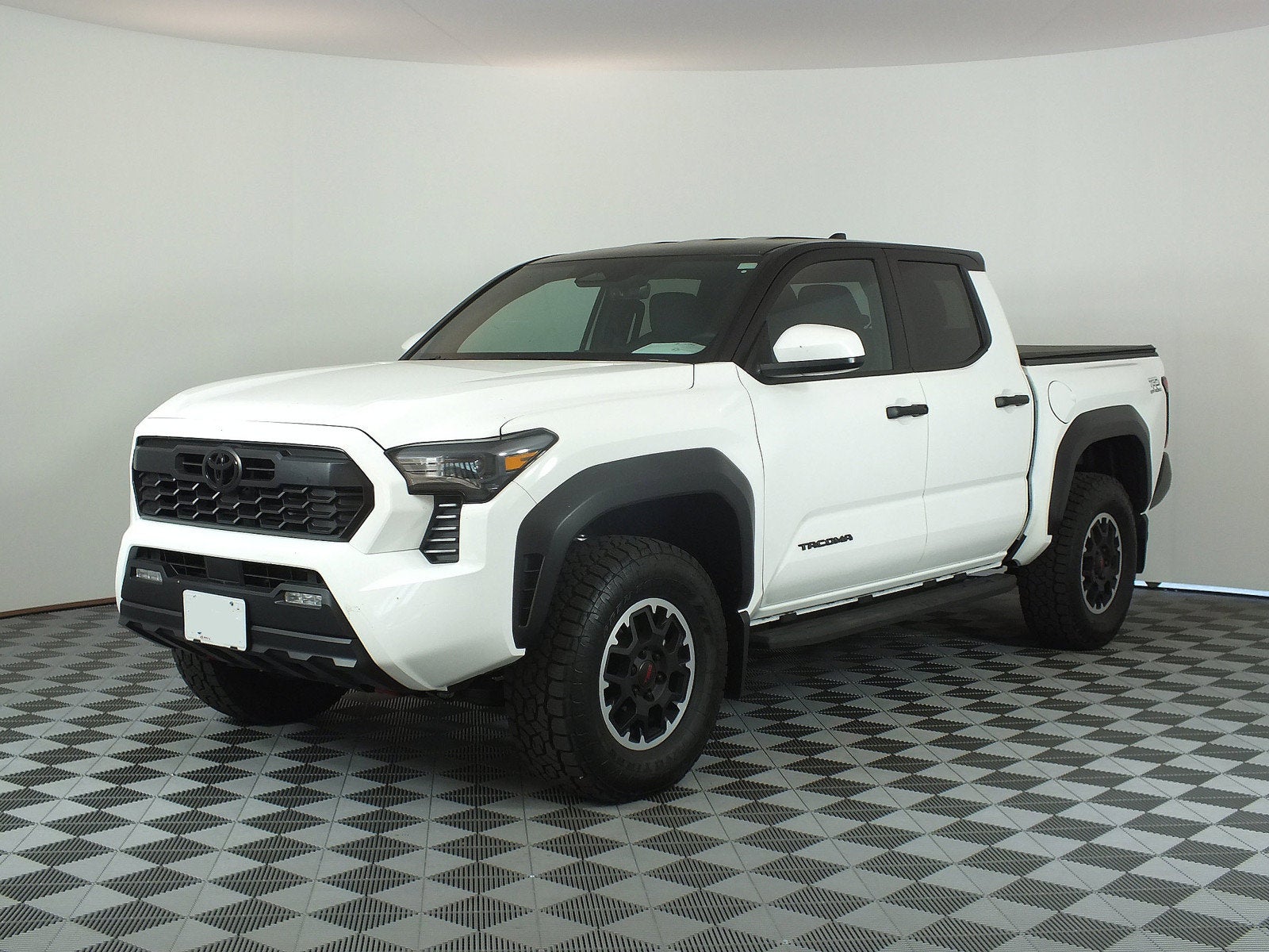 2026 Toyota Tacoma TRD Off Road 4WD *1-OWNER*