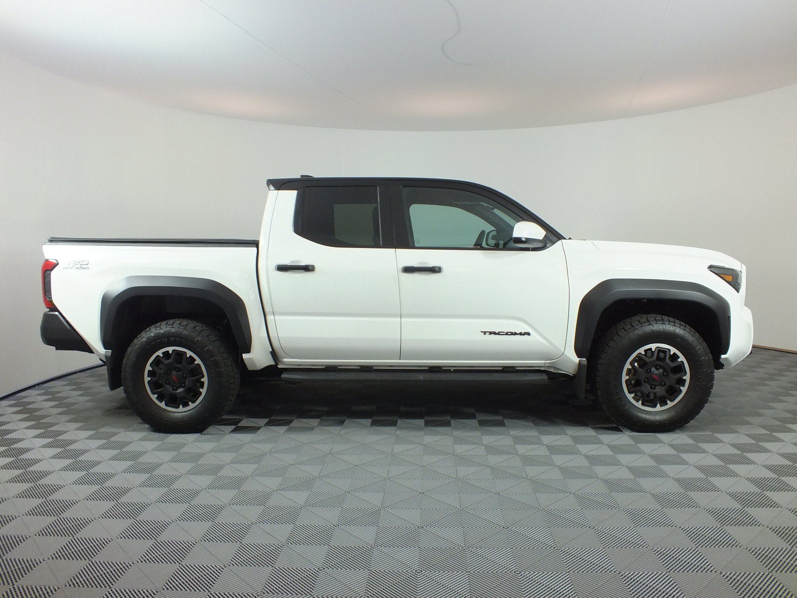 2026 Toyota Tacoma TRD Off Road 4WD *1-OWNER*